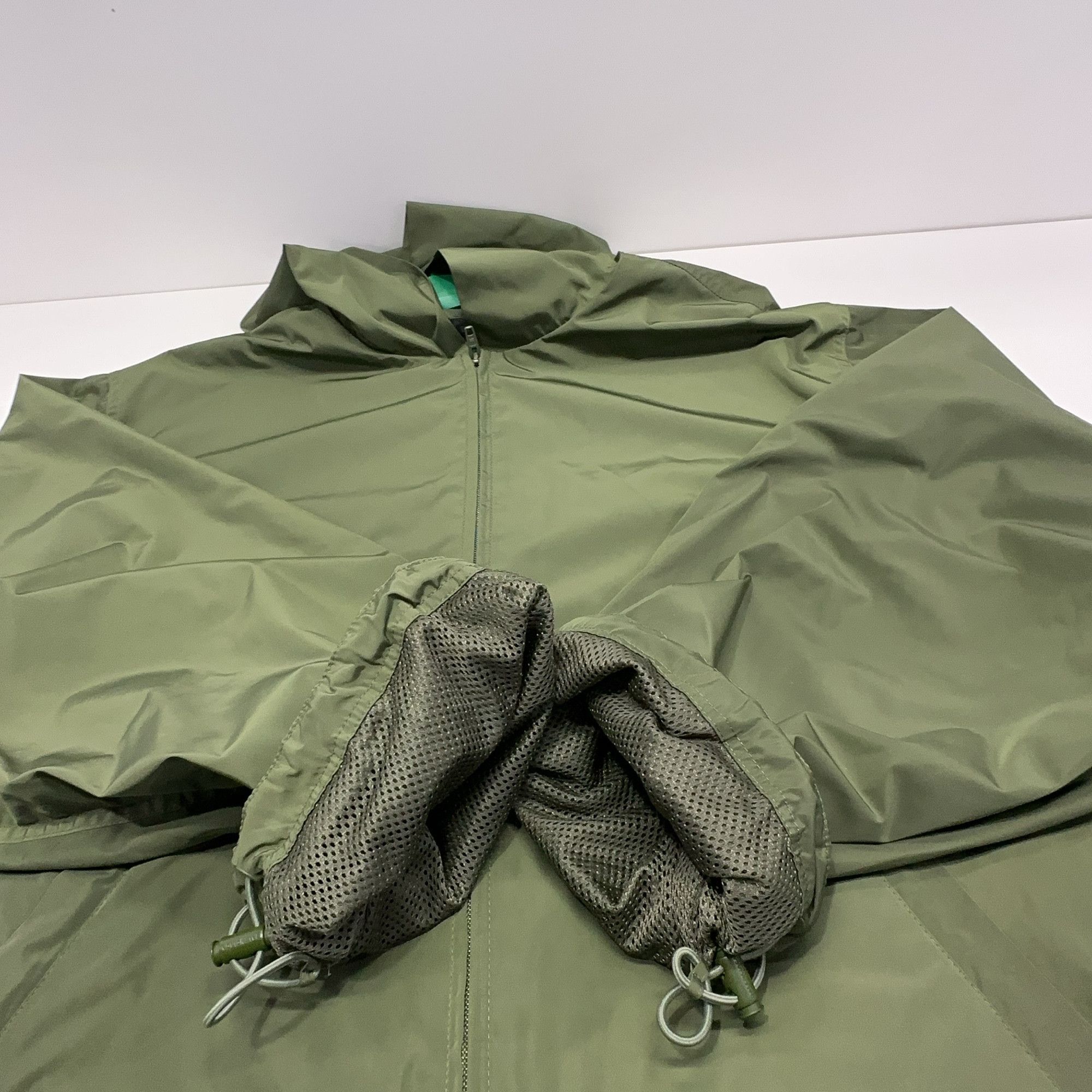 Balenciaga Balenciaga Logo Back FW23 Zip-up Hooded Jacket Size 1 Size US S / EU 44-46 / 1 - 12 Thumbnail