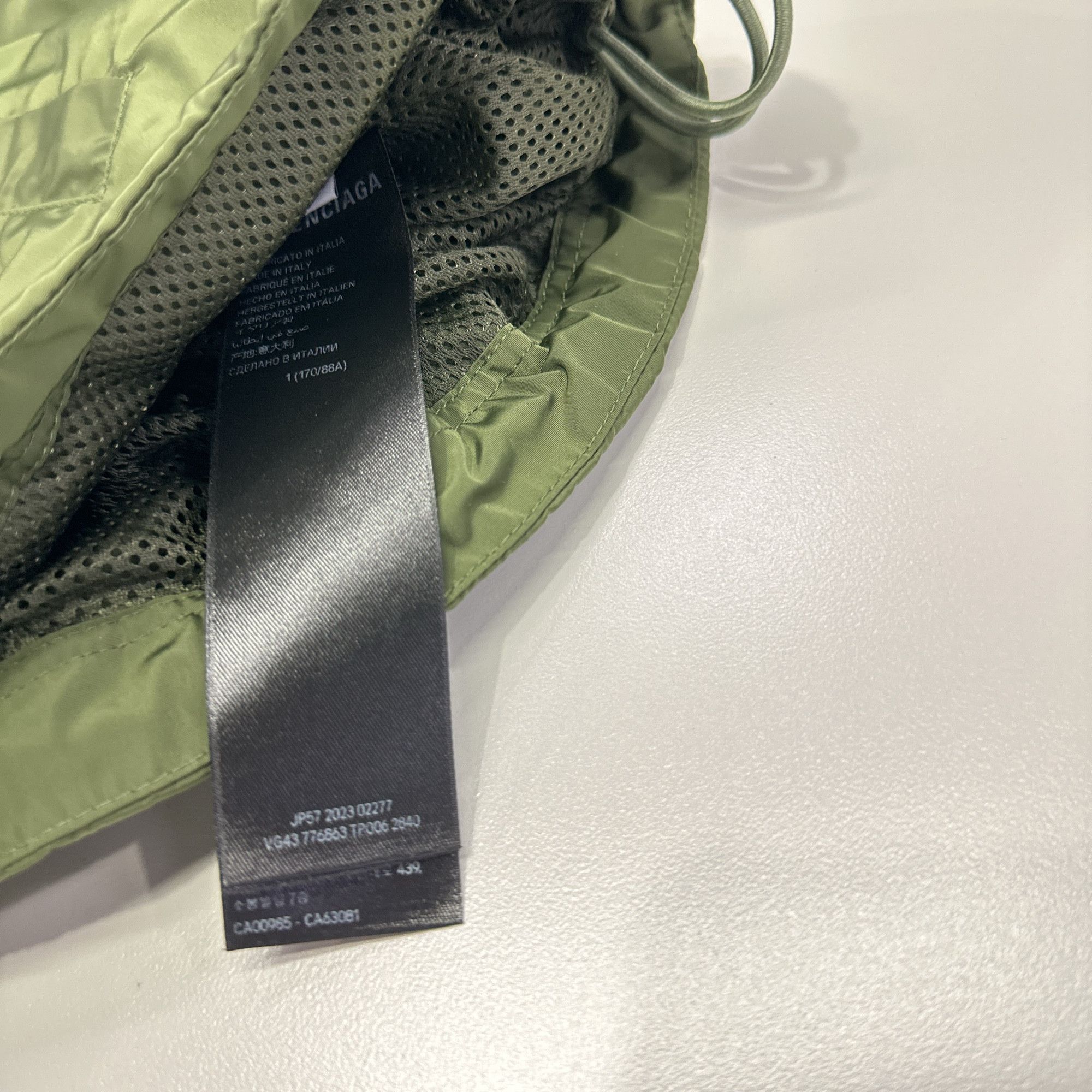Balenciaga Balenciaga Logo Back FW23 Zip-up Hooded Jacket Size 1 Size US S / EU 44-46 / 1 - 4 Thumbnail