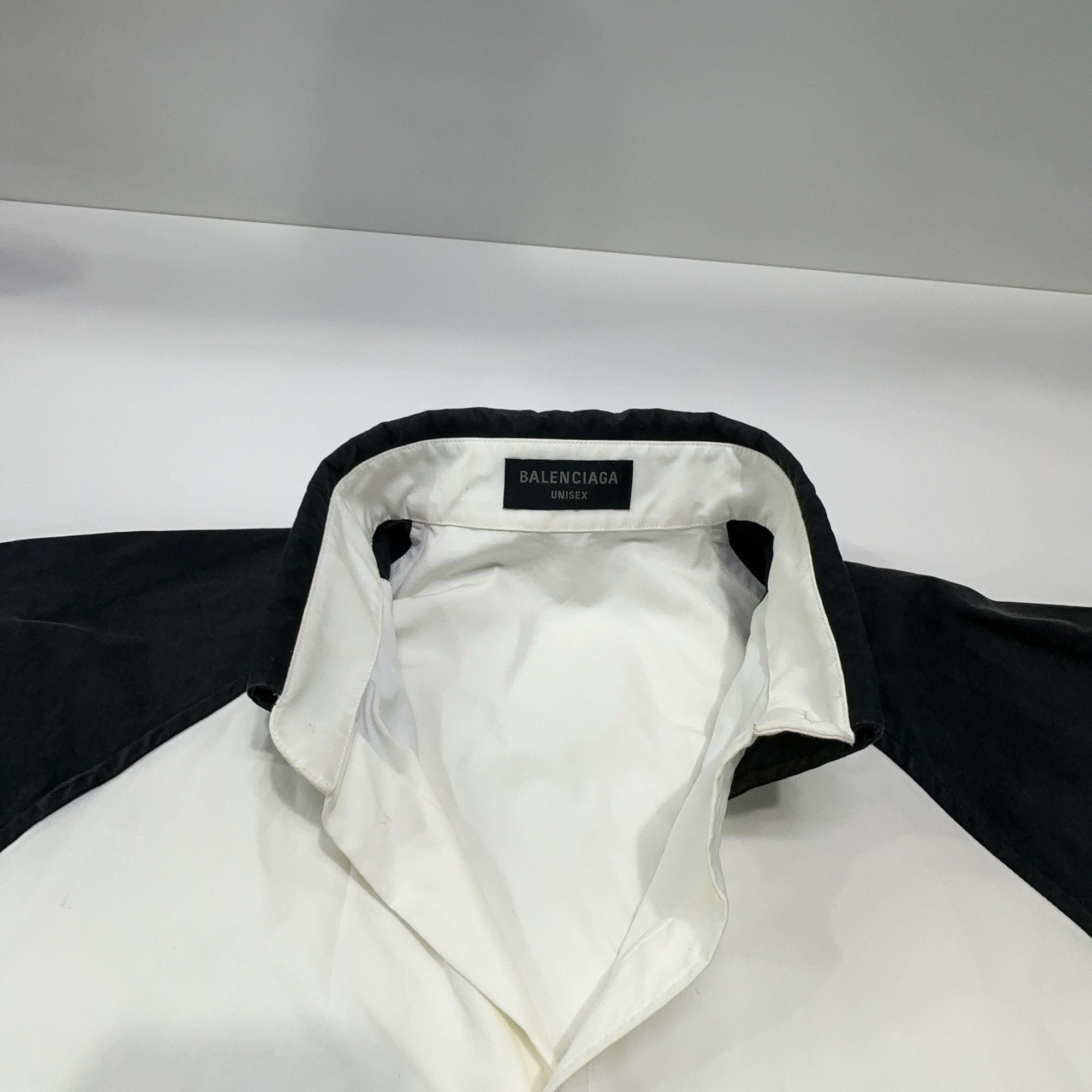 Balenciaga Balenciaga Logo Print Raglan Shirt XXS Size US XXS / EU 40 - 7 Thumbnail