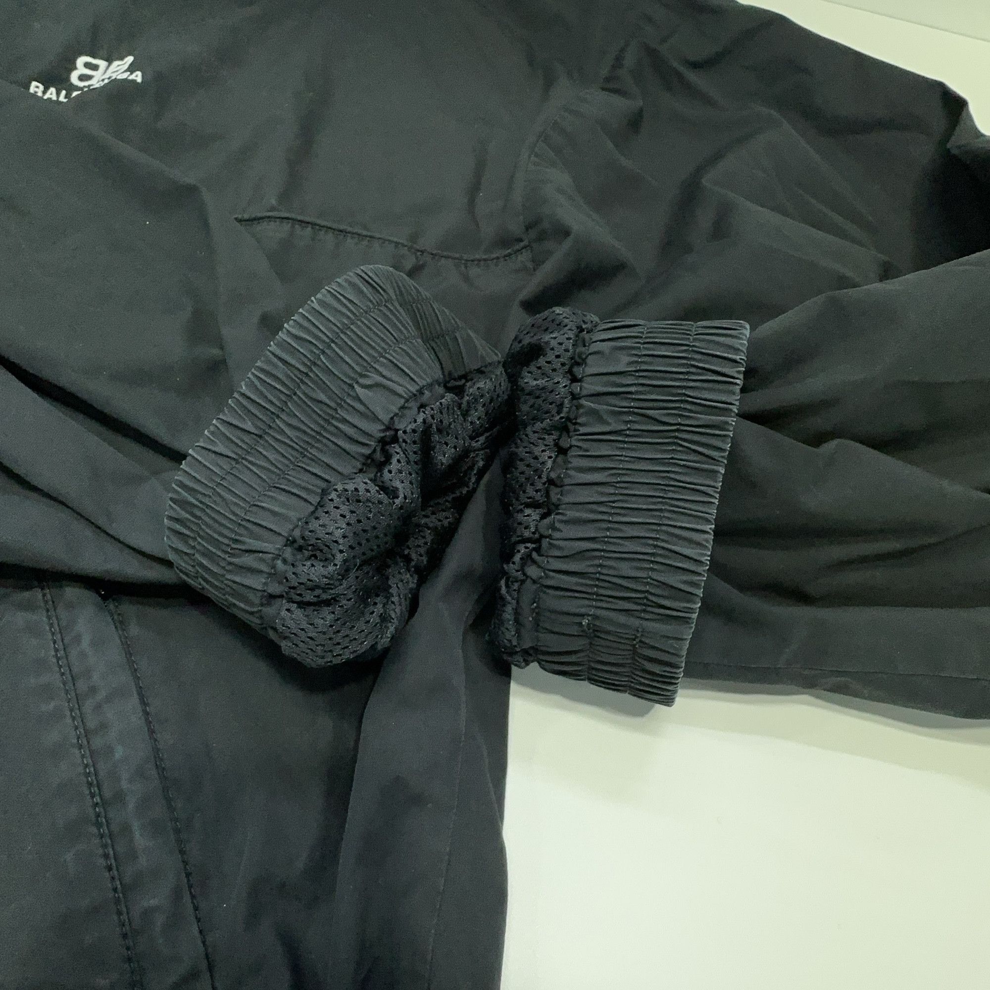 Balenciaga Balenciaga Logo Poplin Zip-up Jacket Size 44 Size US S / EU 44-46 / 1 - 11 Thumbnail