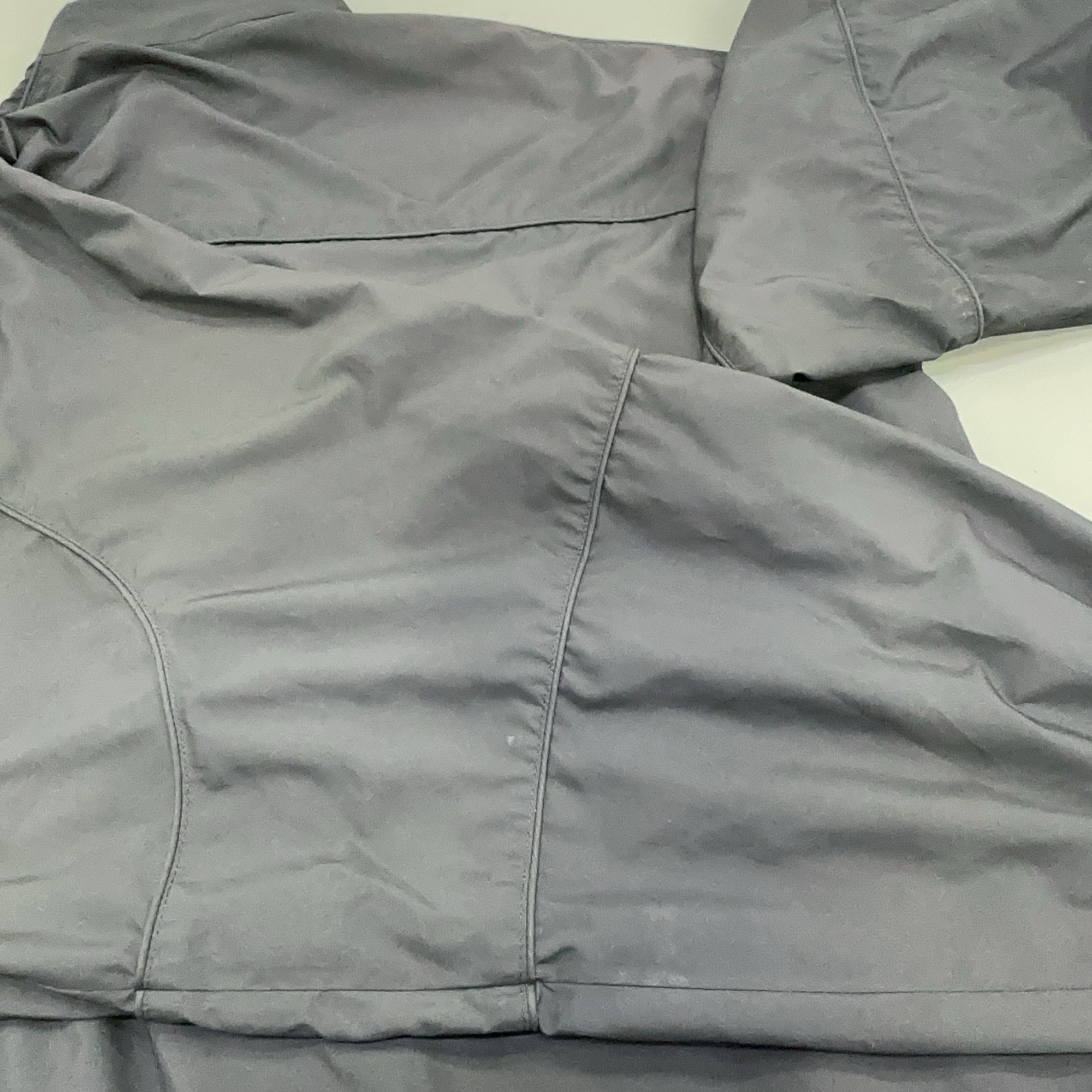 Balenciaga Balenciaga Logo Zip-Up Track Jacket Size 36 Size US S / EU 44-46 / 1 - 15 Thumbnail