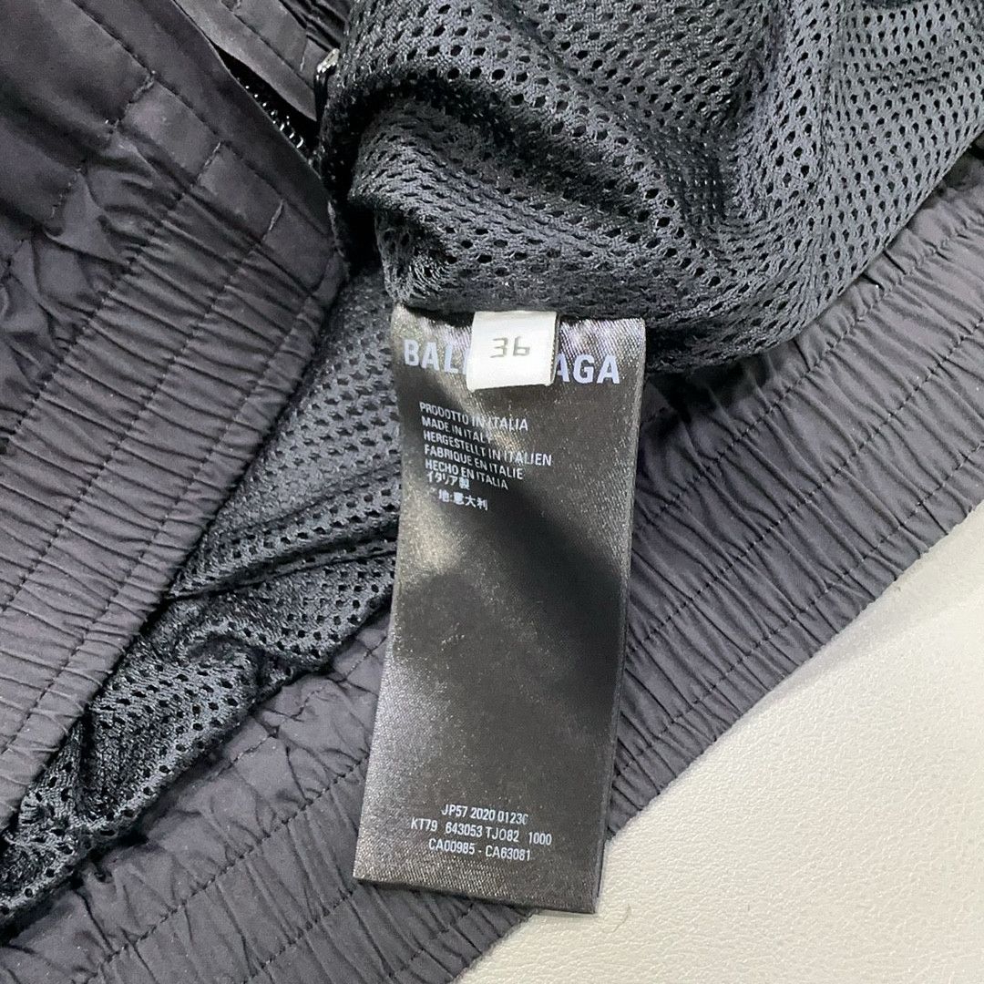 Balenciaga Balenciaga Logo Zip-Up Track Jacket Size 36 Size US S / EU 44-46 / 1 - 5 Thumbnail