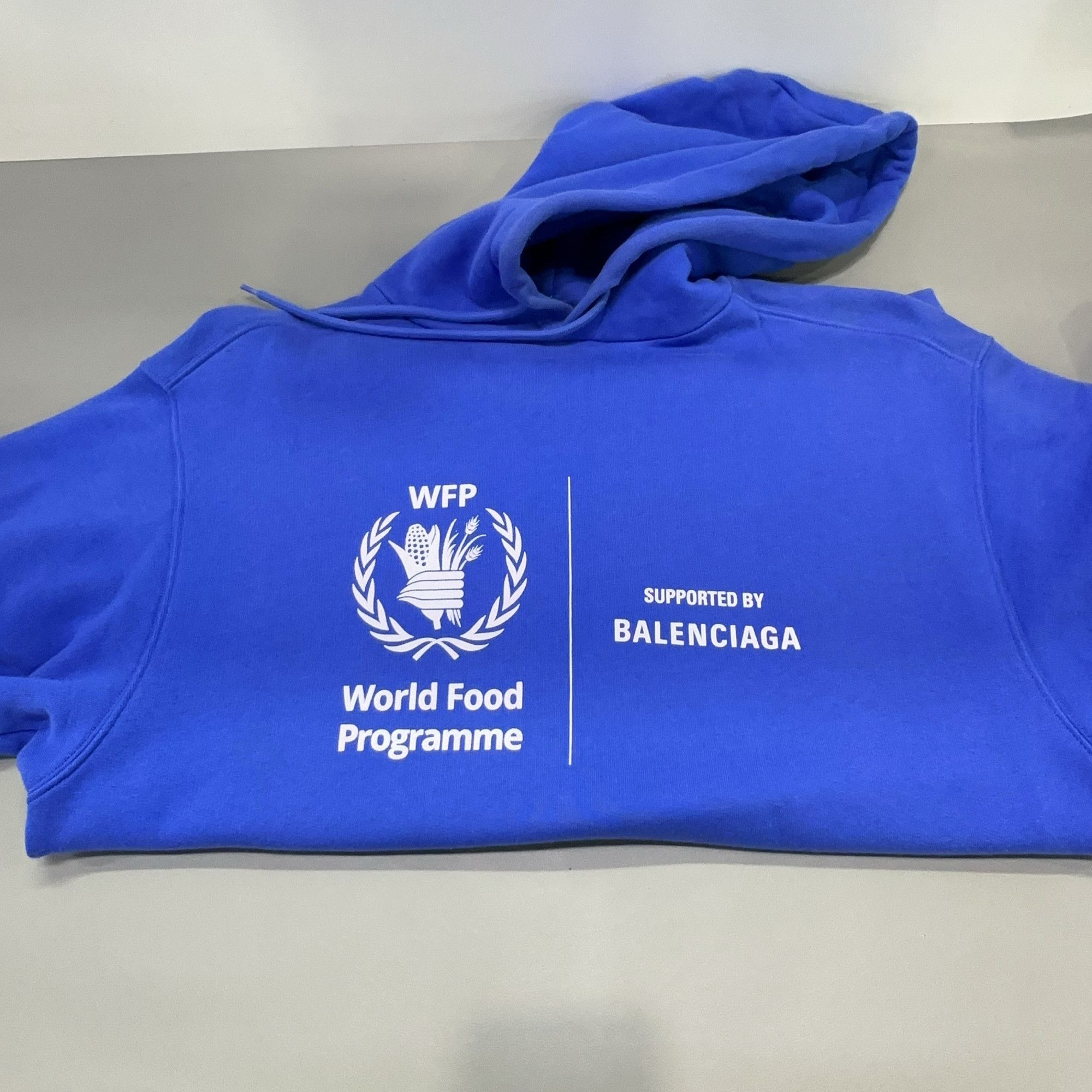 Balenciaga Balenciaga WFP Logo Print Hoodie XS Size US XS / EU 42 / 0 - 8 Thumbnail