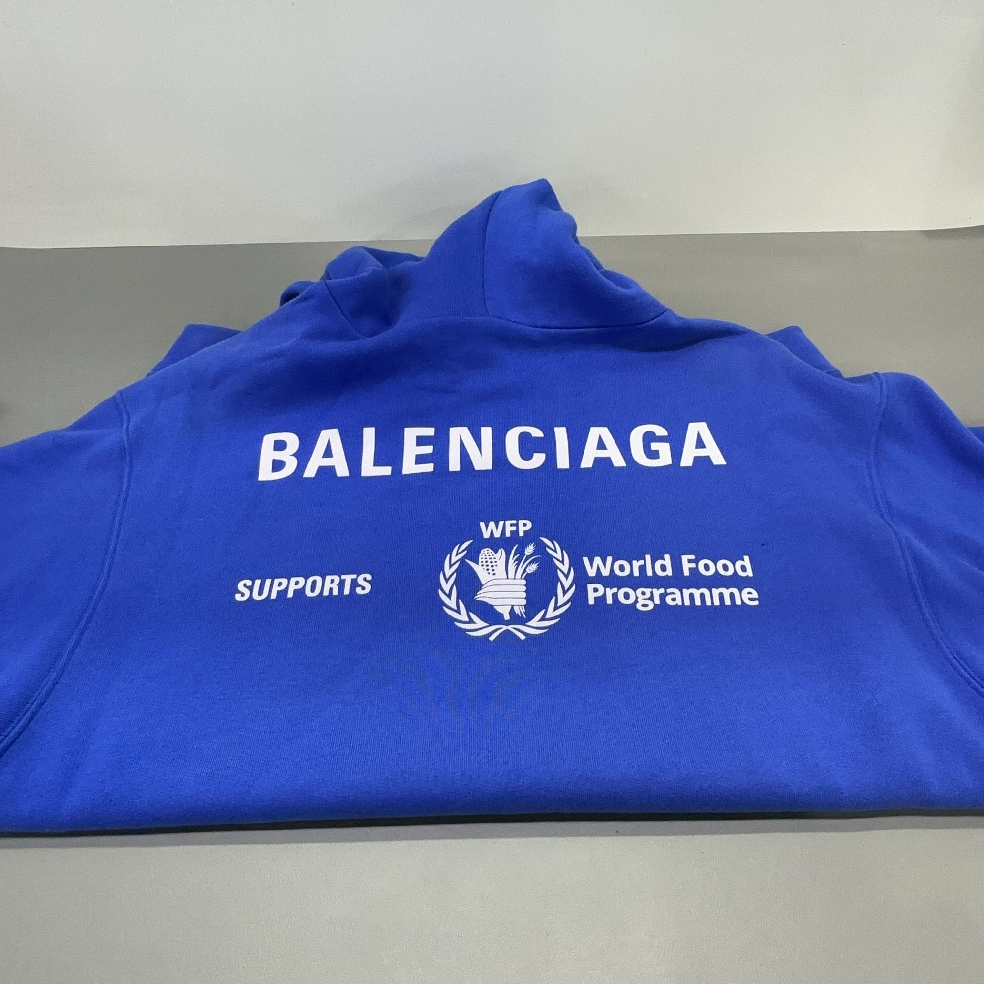 Balenciaga Balenciaga WFP Logo Print Hoodie XS Size US XS / EU 42 / 0 - 10 Thumbnail