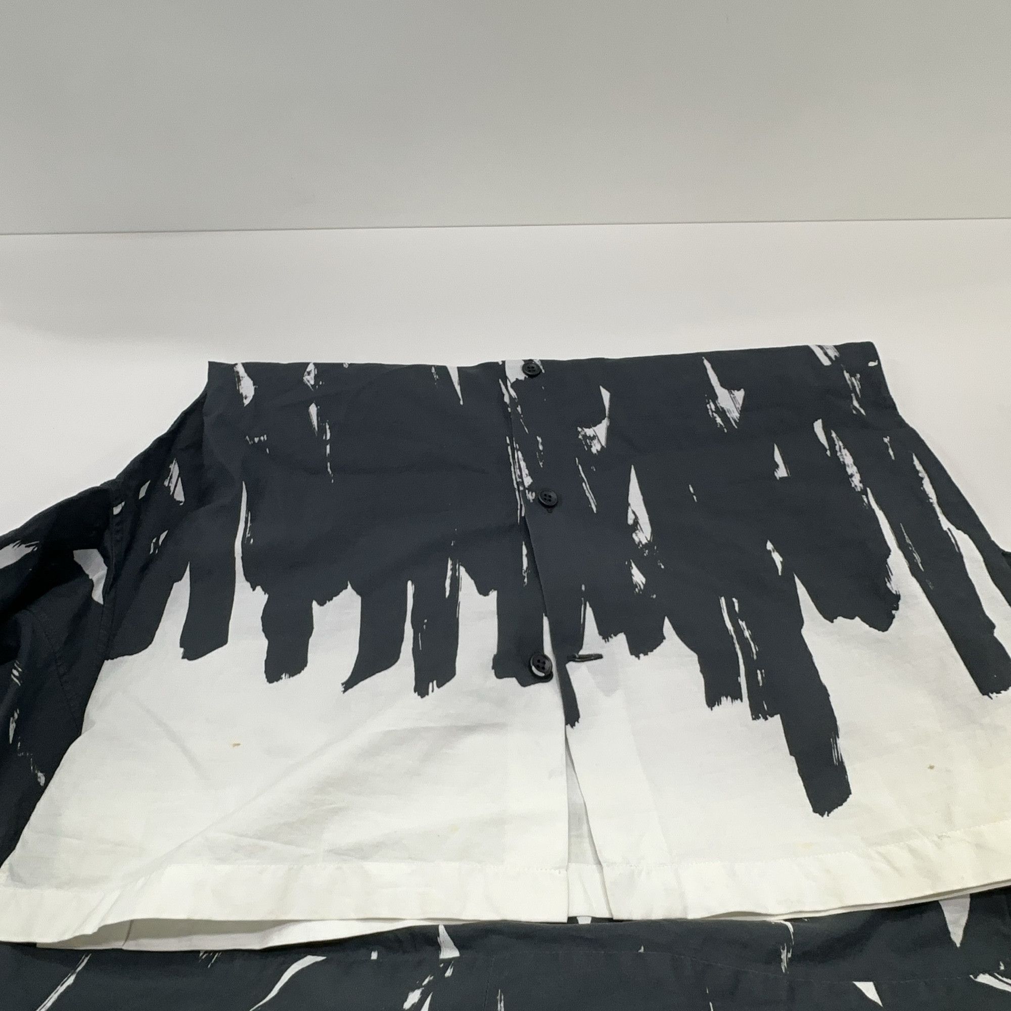 Balenciaga Balenciaga Brushstroke Long Sleeve Shirt 37 Size US S / EU 44-46 / 1 - 10 Thumbnail