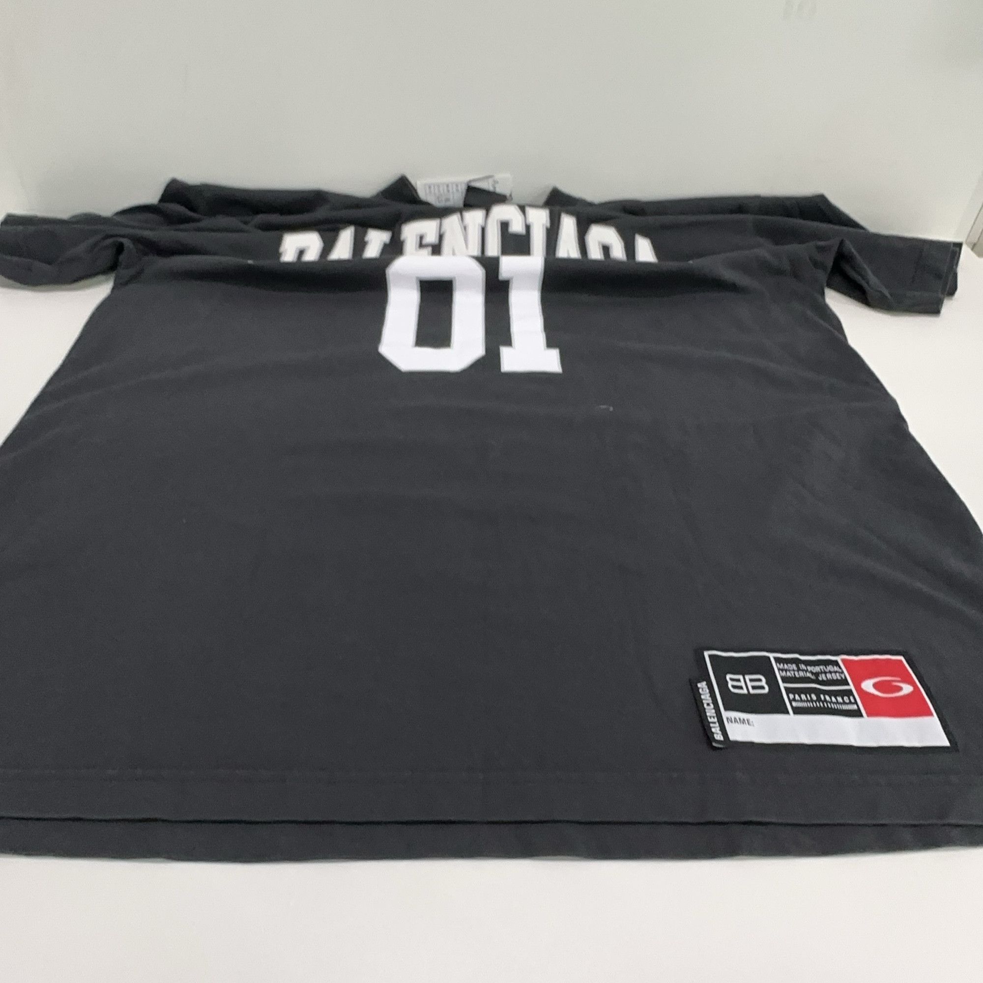Balenciaga Balenciaga Basketball Logo Graphic T-Shirt Size 2 Size US M / EU 48-50 / 2 - 9 Thumbnail