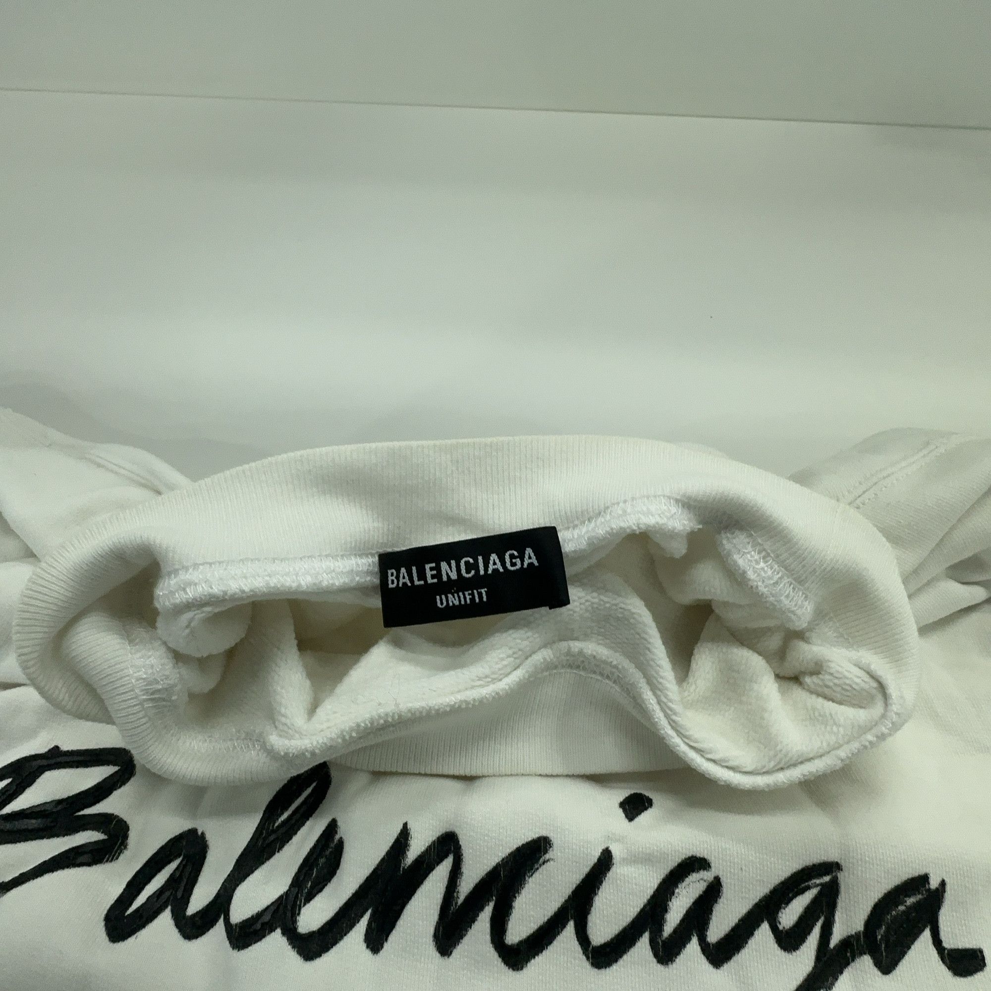 Balenciaga Balenciaga Script Logo Sweatshirt White L Size US L / EU 52-54 / 3 - 7 Thumbnail