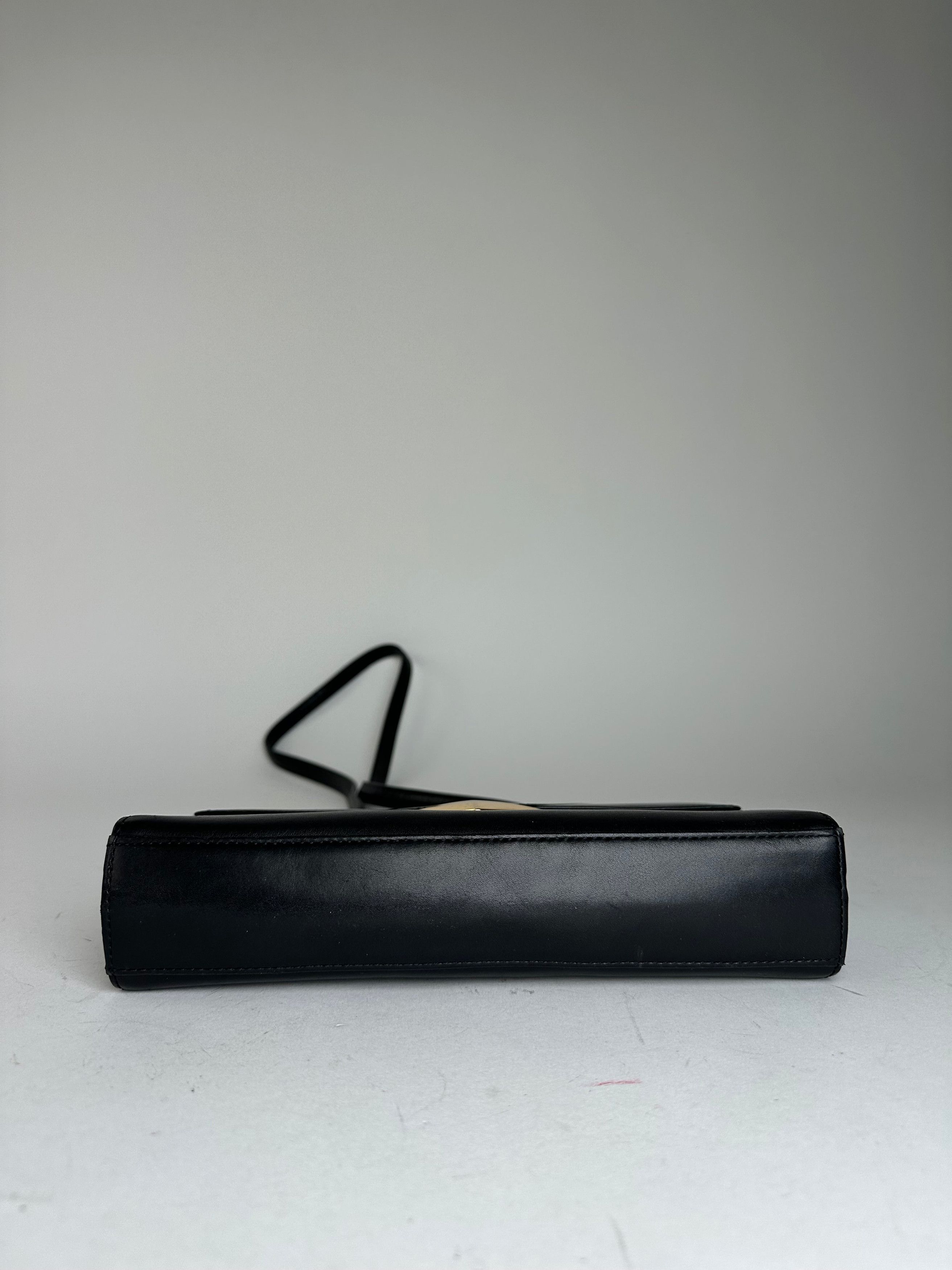Givenchy Vintage Shoulder Bag Black Leather Size ONE SIZE - 9 Thumbnail