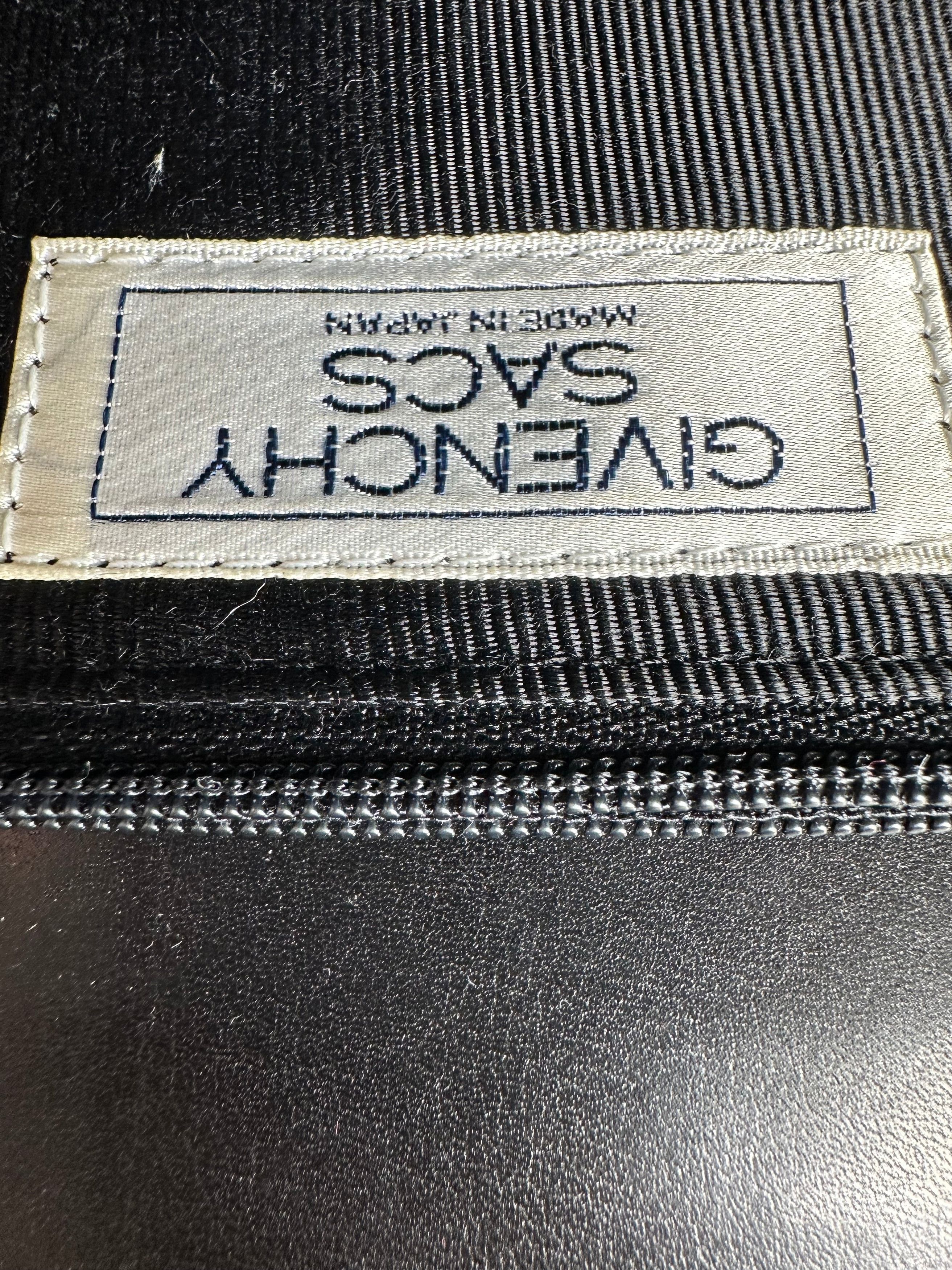 Givenchy Vintage Shoulder Bag Black Leather Size ONE SIZE - 7 Thumbnail
