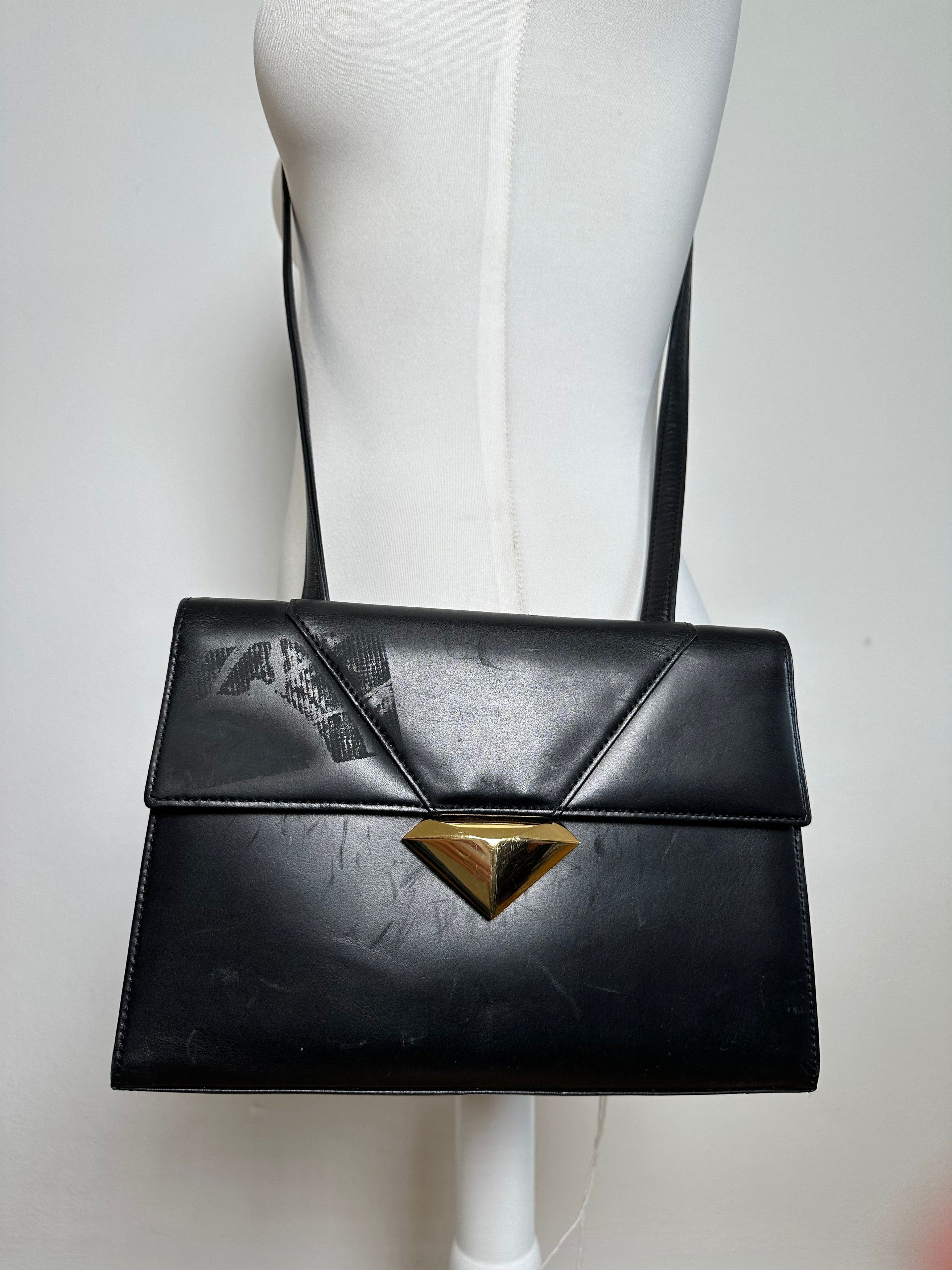 Givenchy Vintage Shoulder Bag Black Leather Size ONE SIZE - 10 Thumbnail