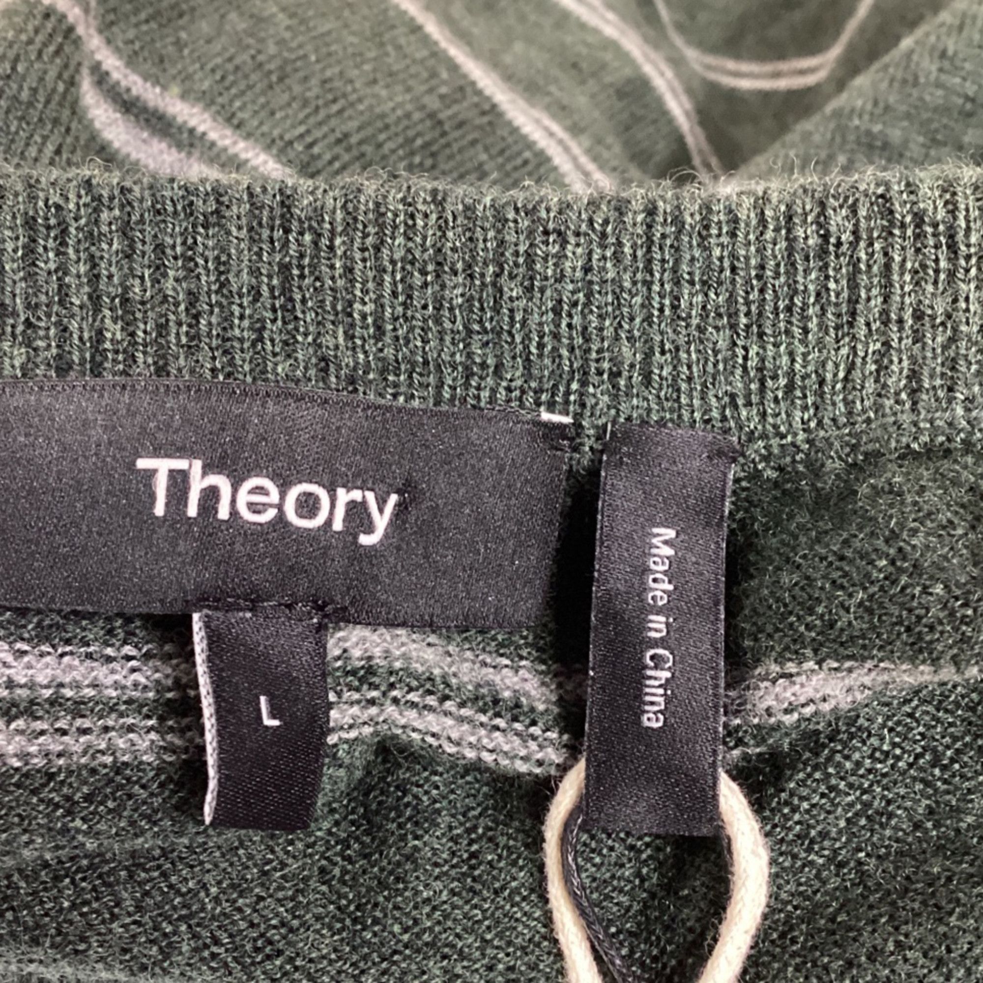 Theory Theory Riland Crewneck Sweater in Green Wool Size US M / EU 48-50 / 2 - 5 Thumbnail