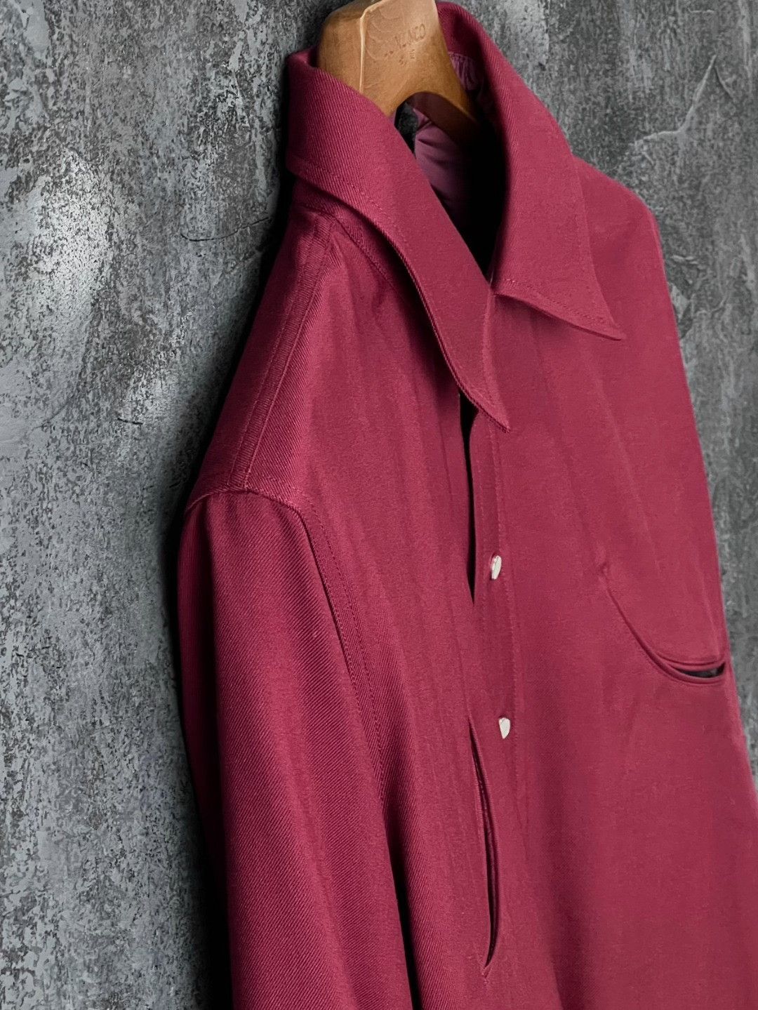 Maison Margiela Maison Margiela Casual Wool Red Shirt m Men Size US M / EU 48-50 / 2 - 5 Thumbnail