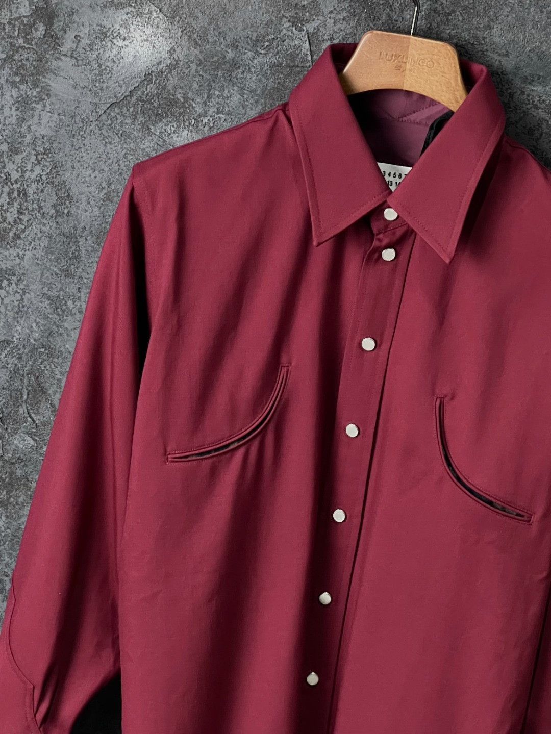 Maison Margiela Maison Margiela Casual Wool Red Shirt m Men Size US M / EU 48-50 / 2 - 4 Thumbnail