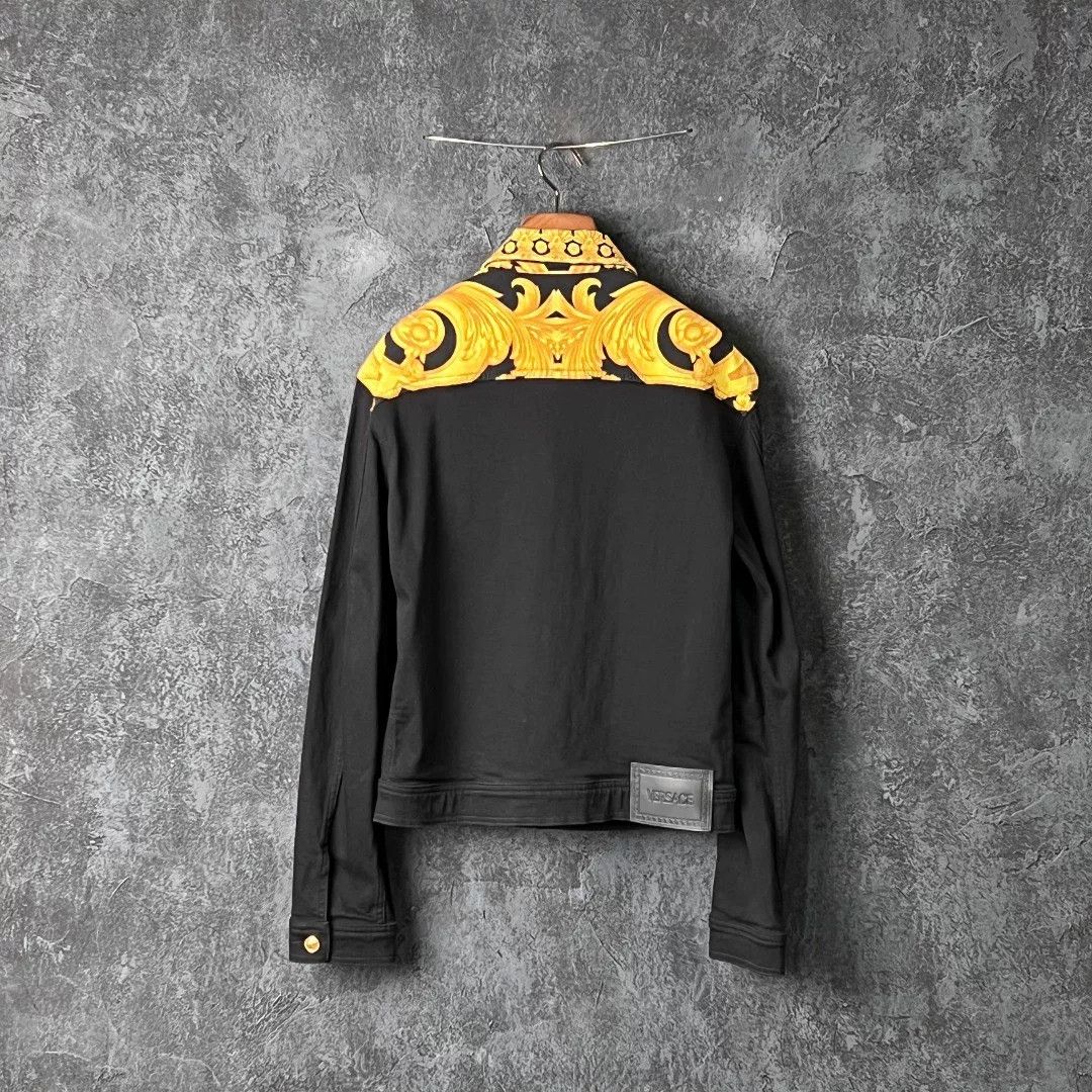 Versace Versace Denim Printed Light Jacket m Men Size US M / EU 48-50 / 2 - 2 Thumbnail