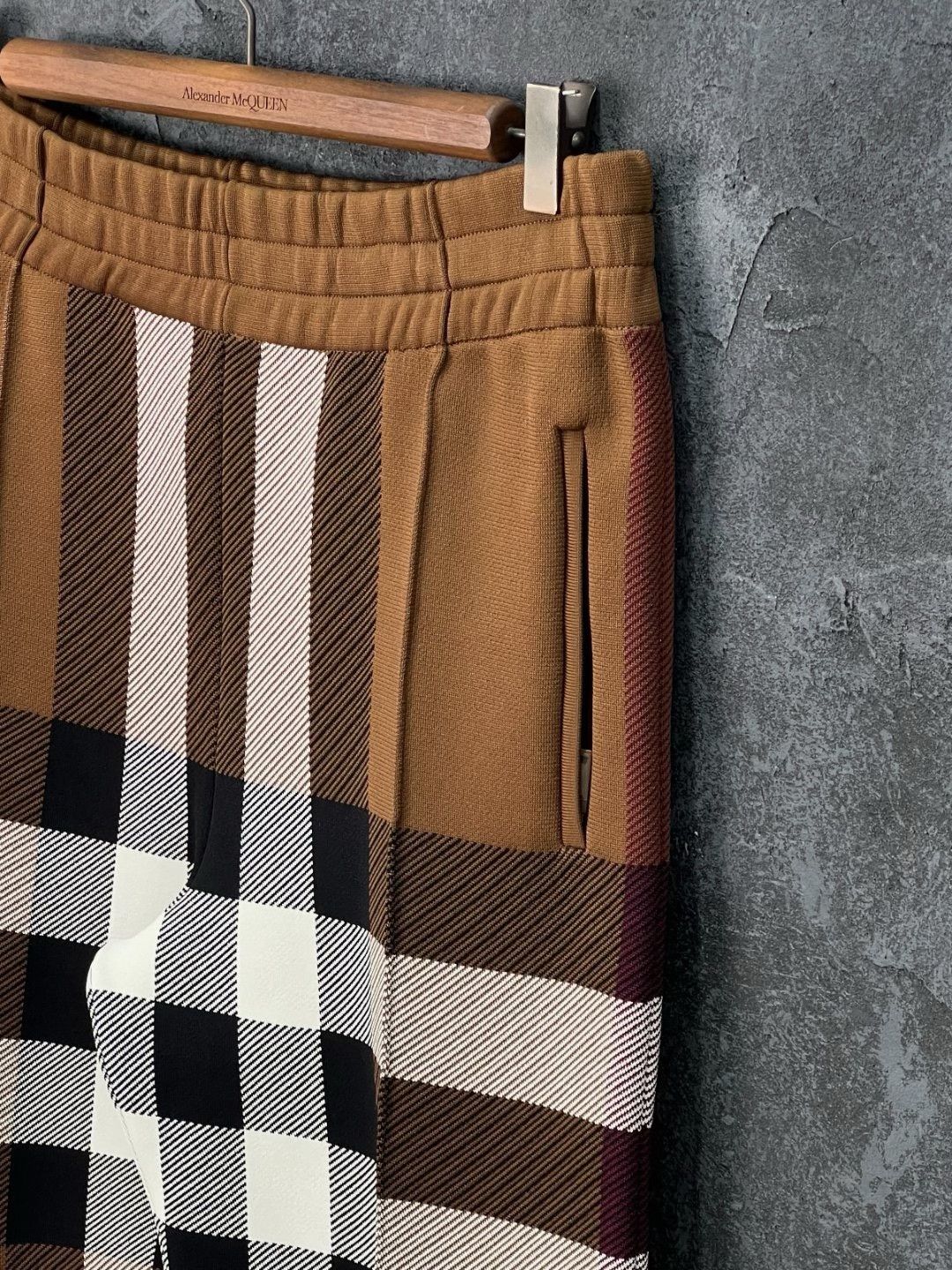 Burberry Burberry Plaid Casual Pants 32 Men Size US 32 / EU 48 - 5 Thumbnail