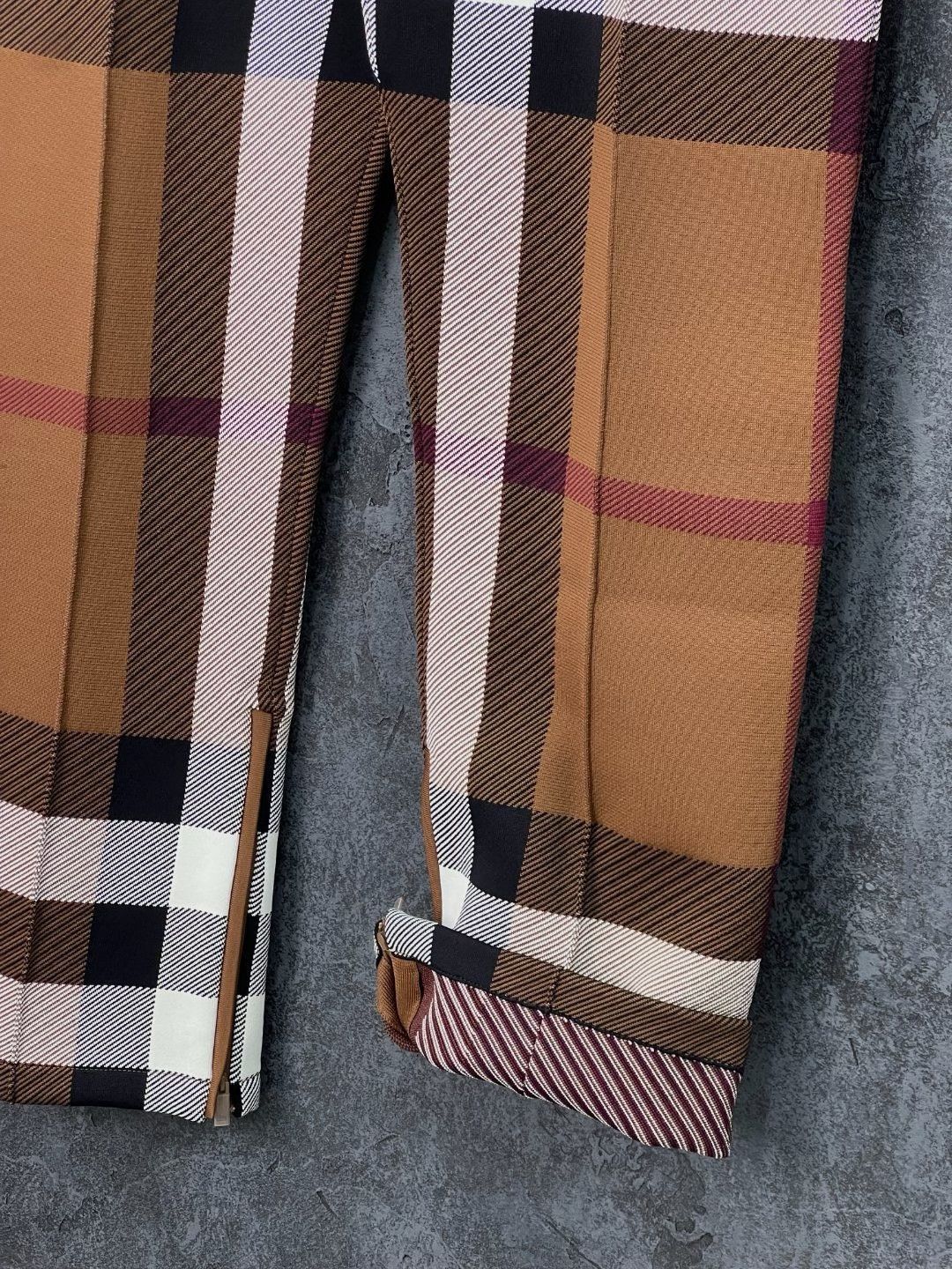 Burberry Burberry Plaid Casual Pants 32 Men Size US 32 / EU 48 - 4 Thumbnail