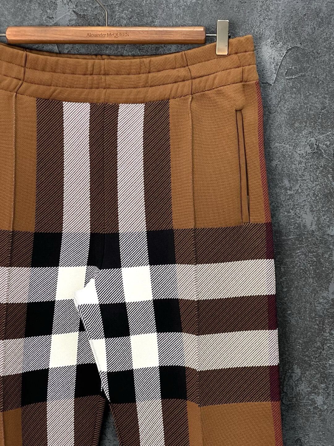Burberry Burberry Plaid Casual Pants 32 Men Size US 32 / EU 48 - 3 Thumbnail