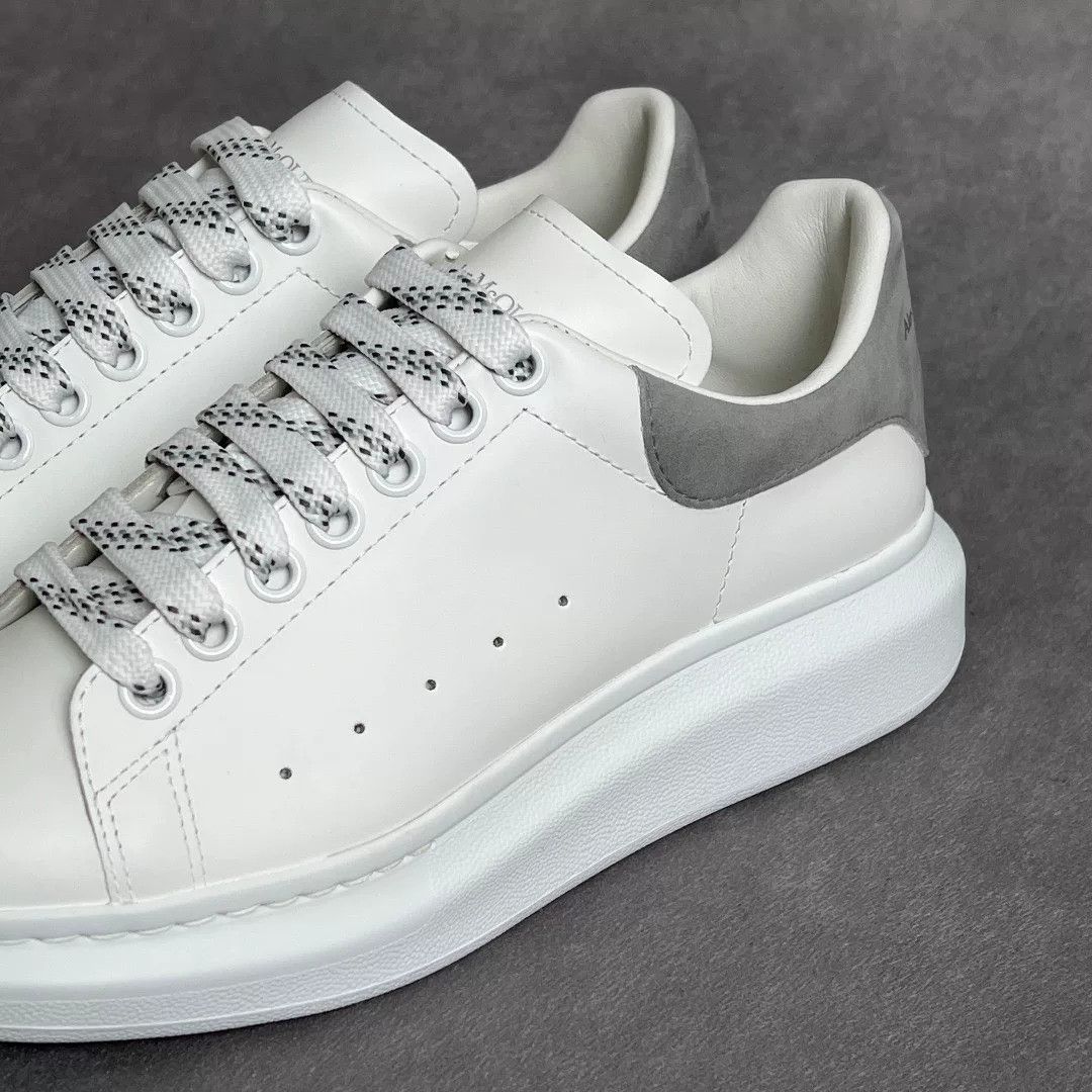 Alexander McQueen Alexander McQueen Casual White Lowtop Sneakers 10 Men Size US 10 / EU 43 - 7 Thumbnail