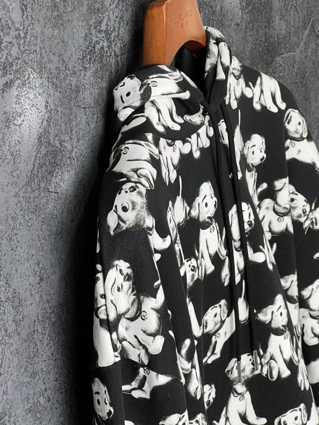 Celine Celine Cotton Printed Hoodie s Men Size US S / EU 44-46 / 1 - 6 Thumbnail