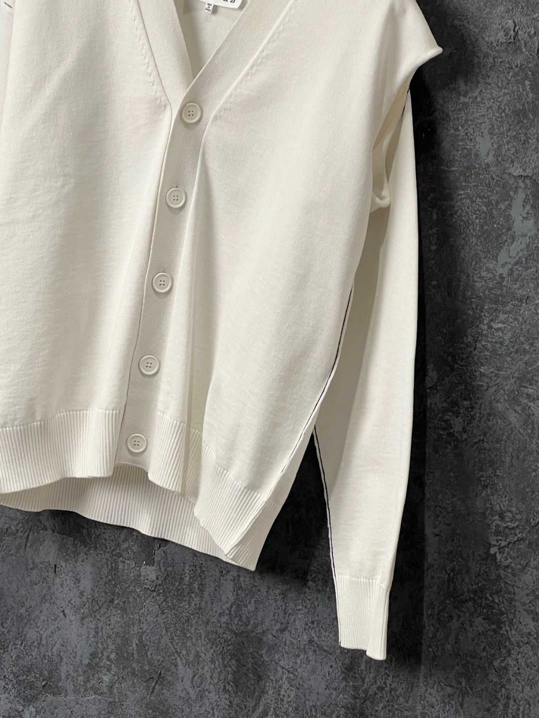 Maison Margiela Maison Margiela Knit White Sweater S Women Size S / US 4 / IT 40 - 6 Thumbnail
