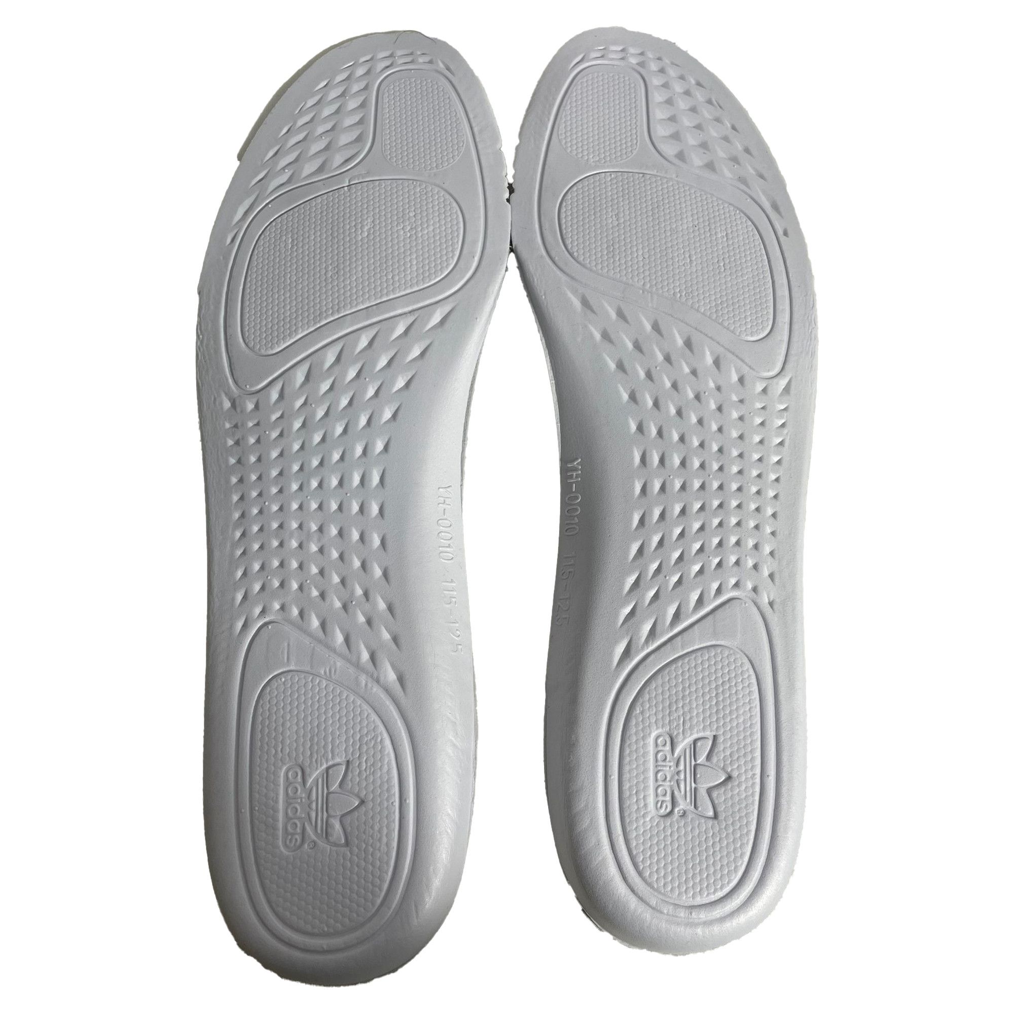 Yeezy Yeezy x Adidas Boost 350 V2 Tail Light Sneakers in Grey Poly Size US 12.5 / EU 45-46 - 7 Thumbnail
