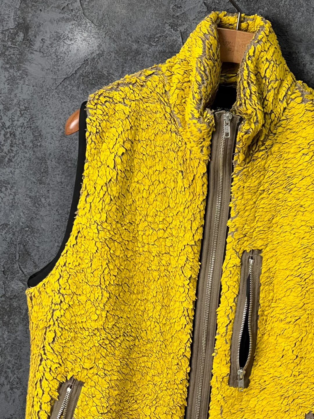Song For The Mute Song for the Mute Yellow Tank Top m Men Size US M / EU 48-50 / 2 - 4 Thumbnail