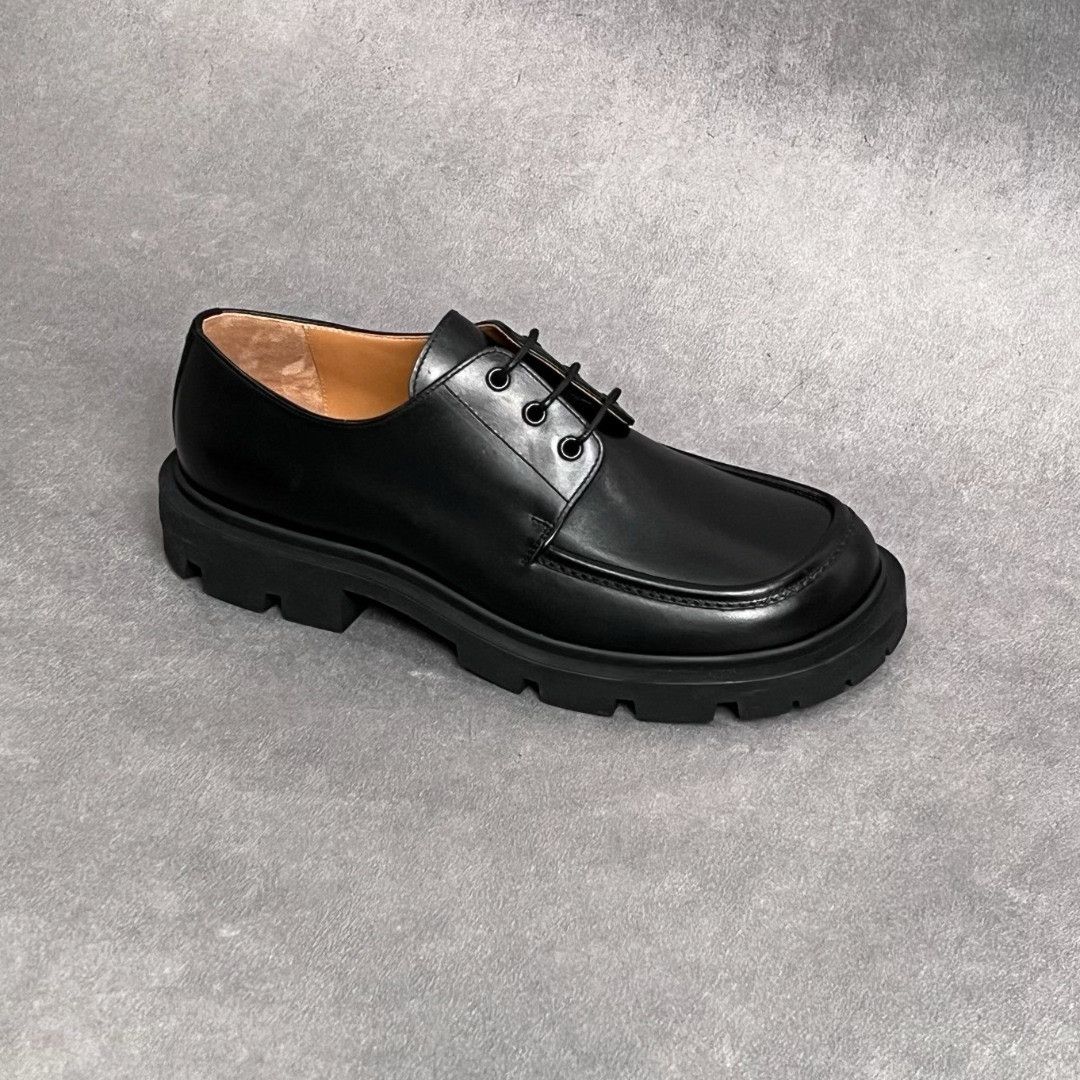 Maison Margiela Maison Margiela Leather Black Lowtop Sneakers 10 Men Size US 10 / EU 43 - 4 Thumbnail