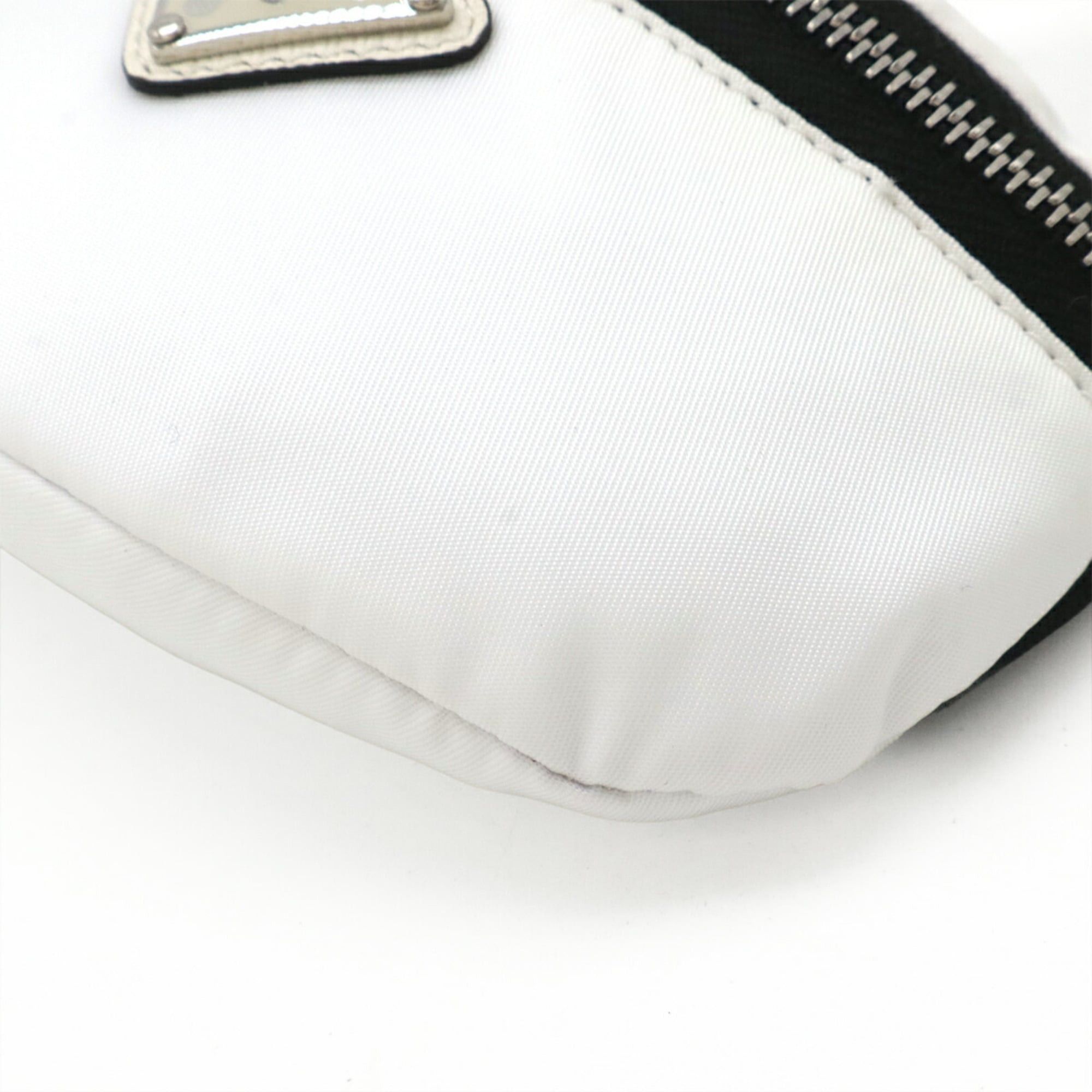 Prada PRADA Triangle Wristband Pouch Multi-Pouch Nylon Leather BLANCO White 1TT095 Size ONE SIZE - 4 Thumbnail
