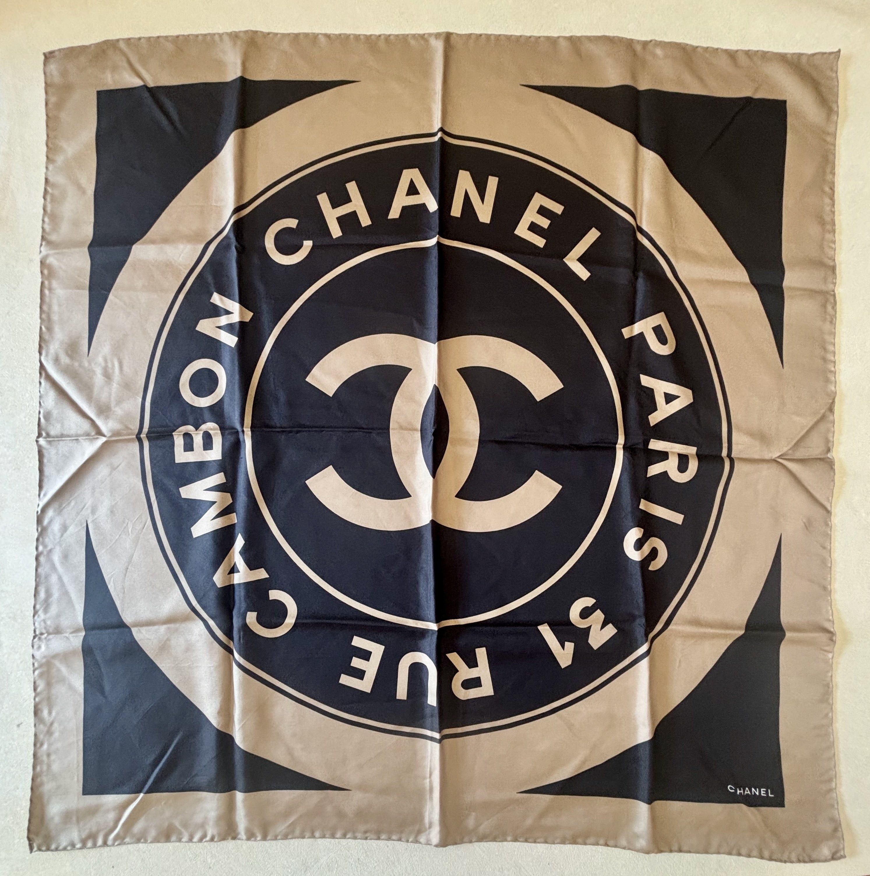 Chanel Carré en soie Size ONE SIZE - 7 Thumbnail
