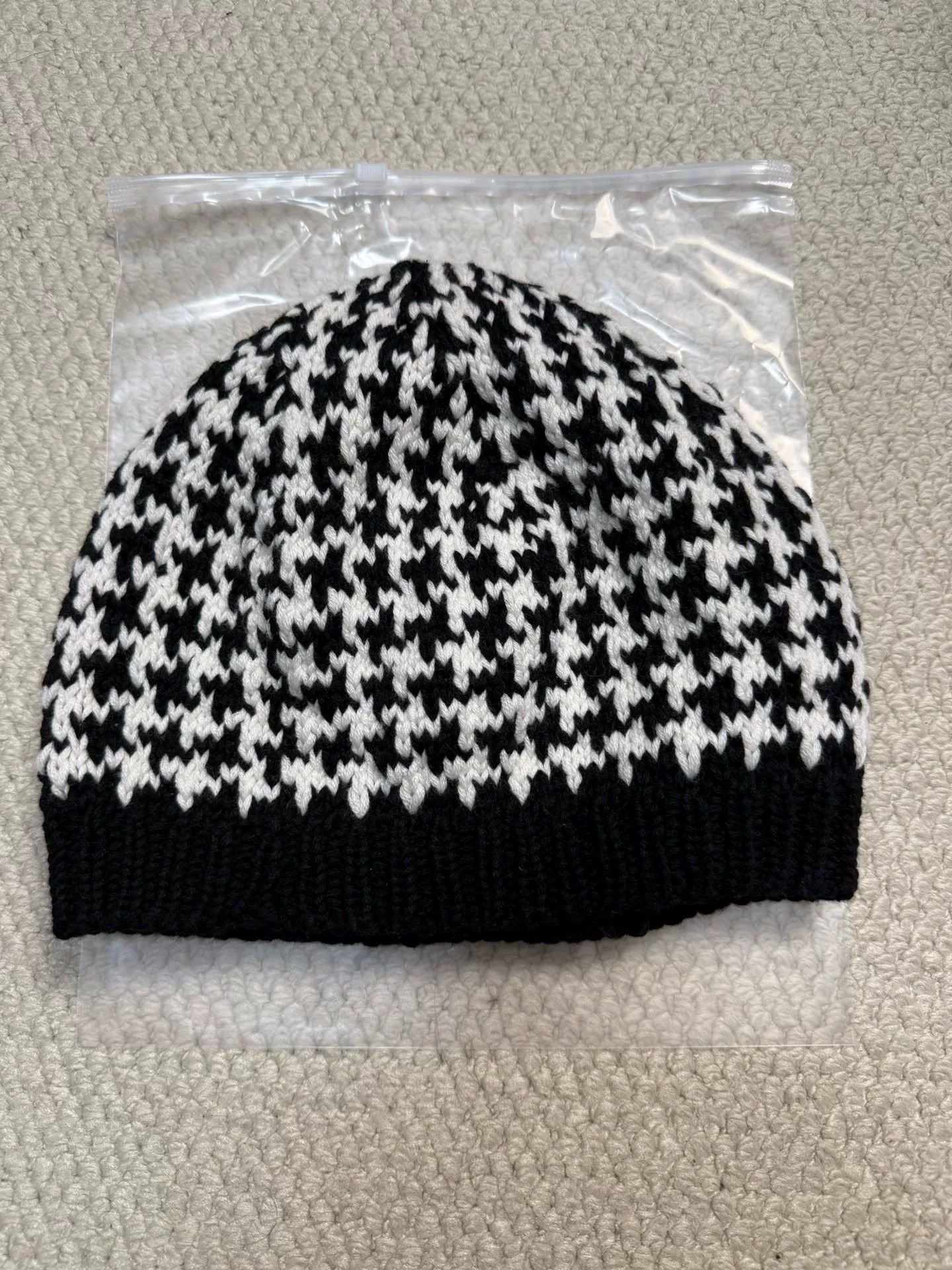 Chrome Hearts Chrome Hearts Cross Leather Patch Houndstooth Cashmere Beanie Size ONE SIZE - 2 Thumbnail