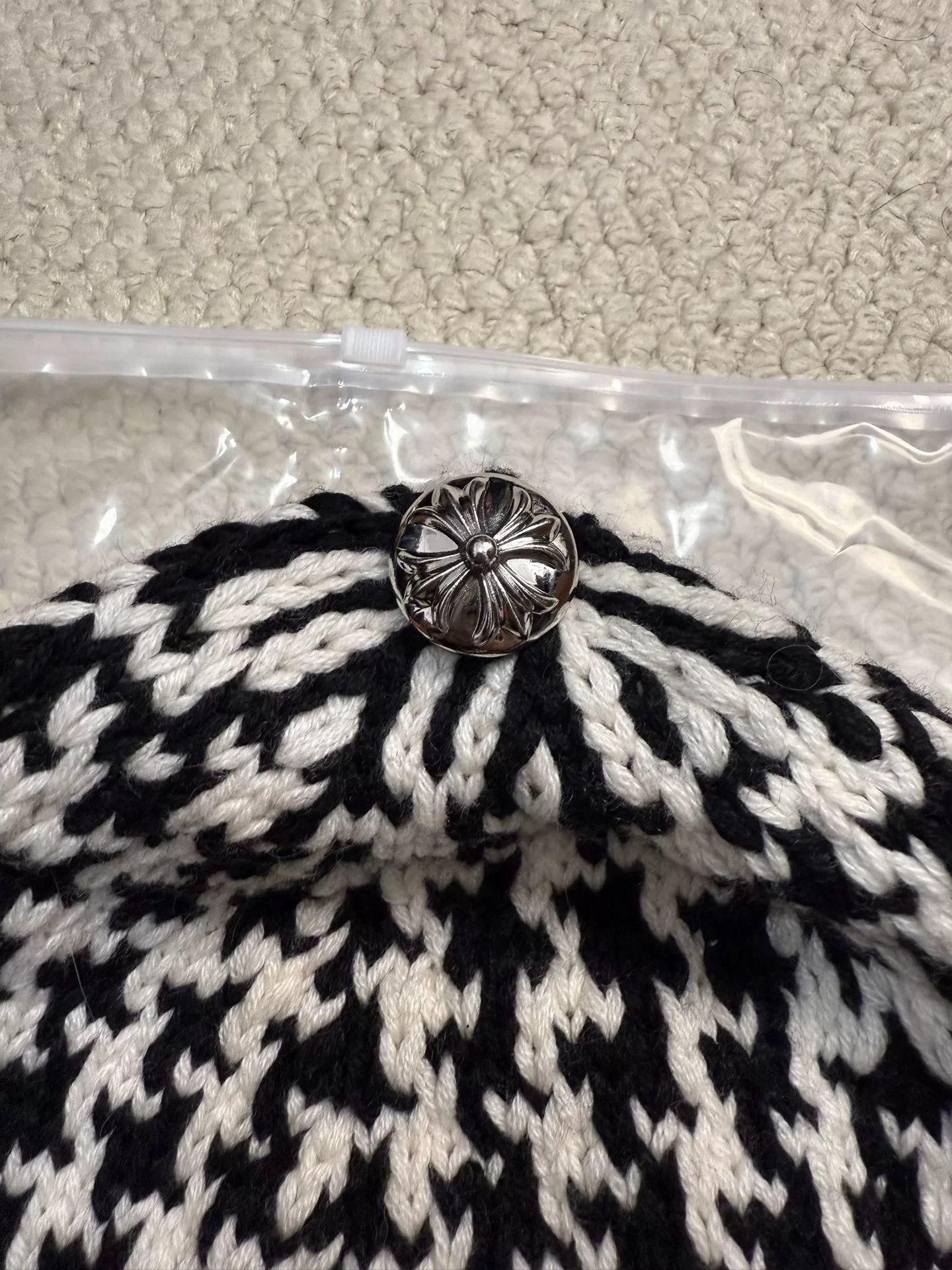 Chrome Hearts Chrome Hearts Cross Leather Patch Houndstooth Cashmere Beanie Size ONE SIZE - 4 Thumbnail