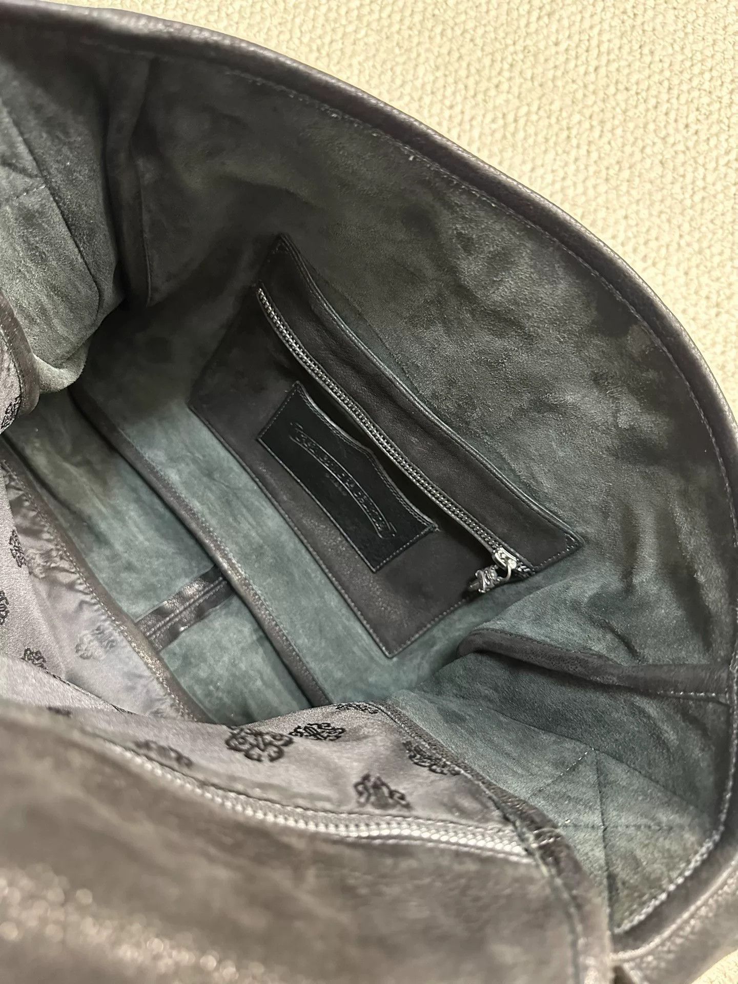 Chrome Hearts Chrome Hearts Iris Messenger Bag Size ONE SIZE - 7 Thumbnail