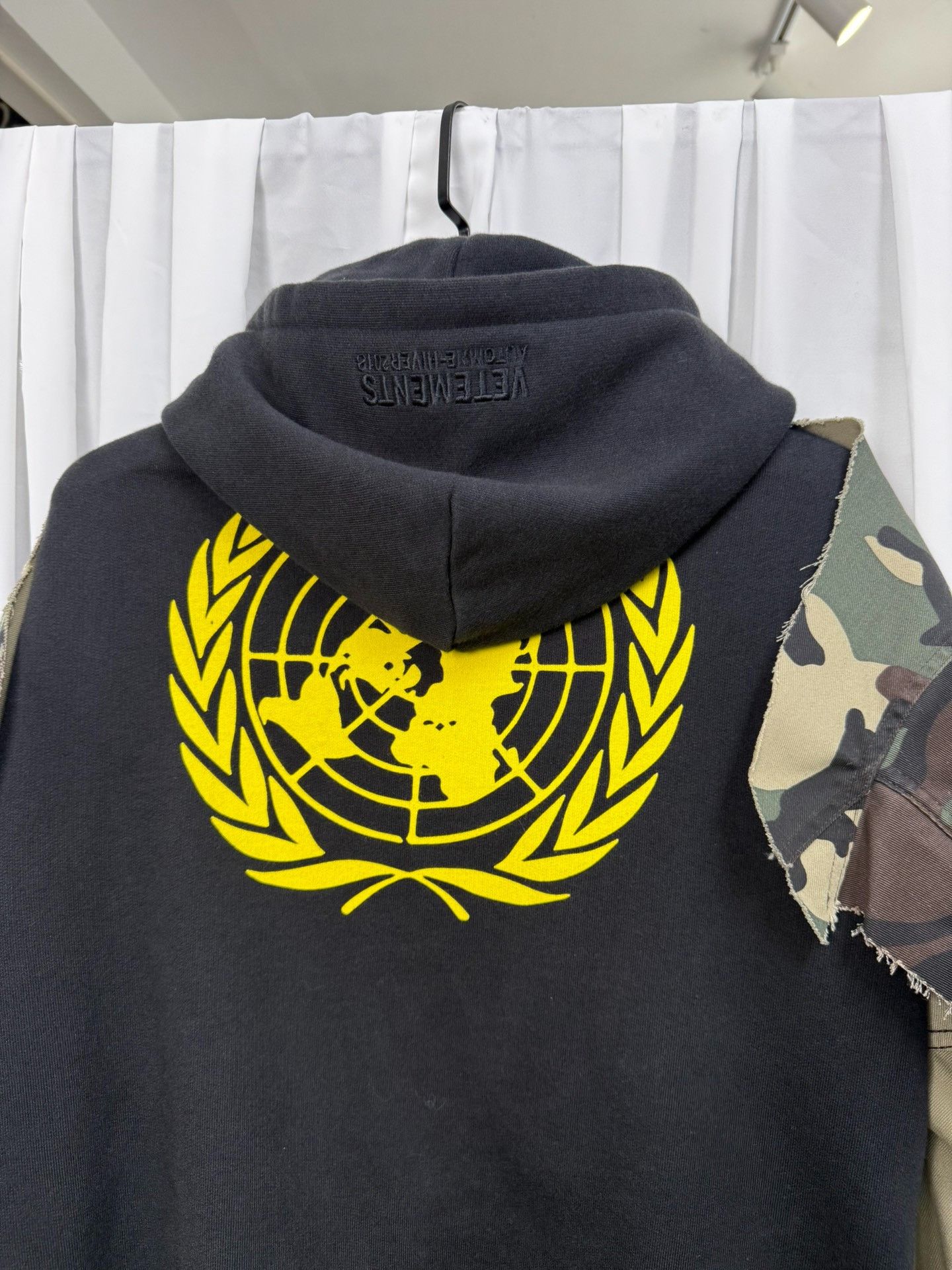Vetements Vetements Camo Patchwork Jacket Size US S / EU 44-46 / 1 - 7 Thumbnail