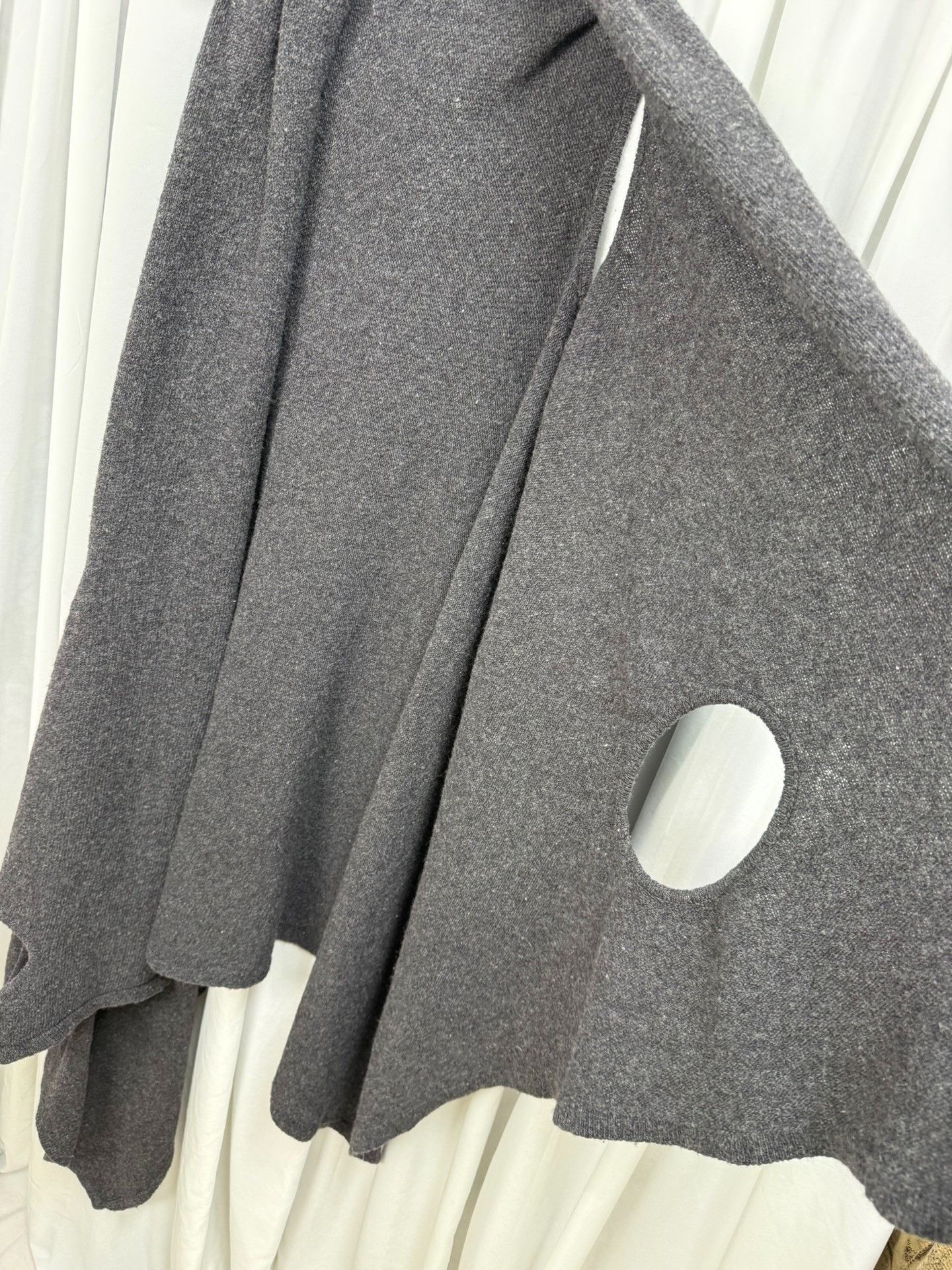 Ann Demeulemeester Ann Demeulemeester Open-Knit Asymmetric Cape Size US M / EU 48-50 / 2 - 5 Thumbnail