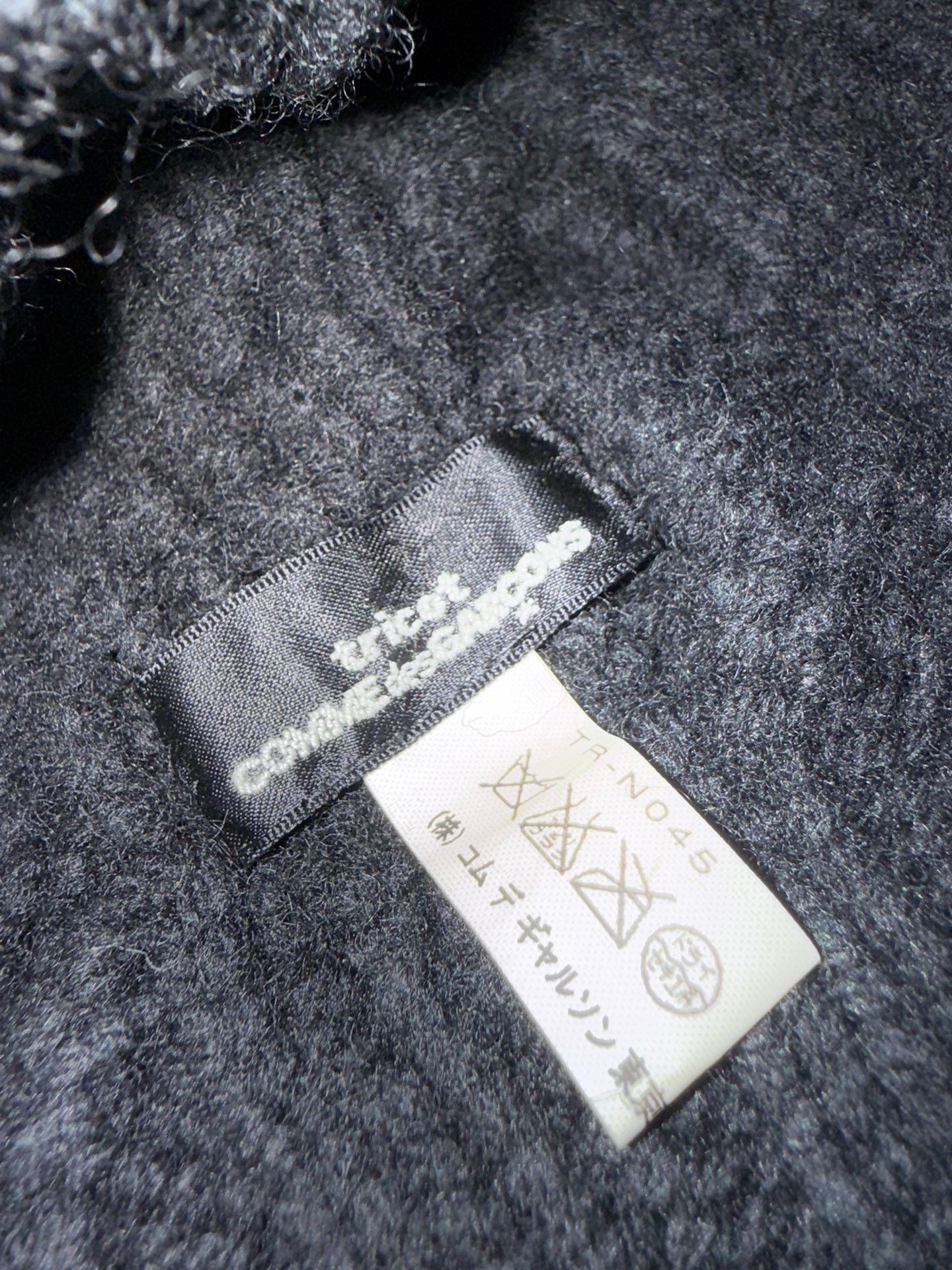 Comme des Garcons Comme des Garçons Velvet Knit Beanie Size ONE SIZE - 5 Thumbnail