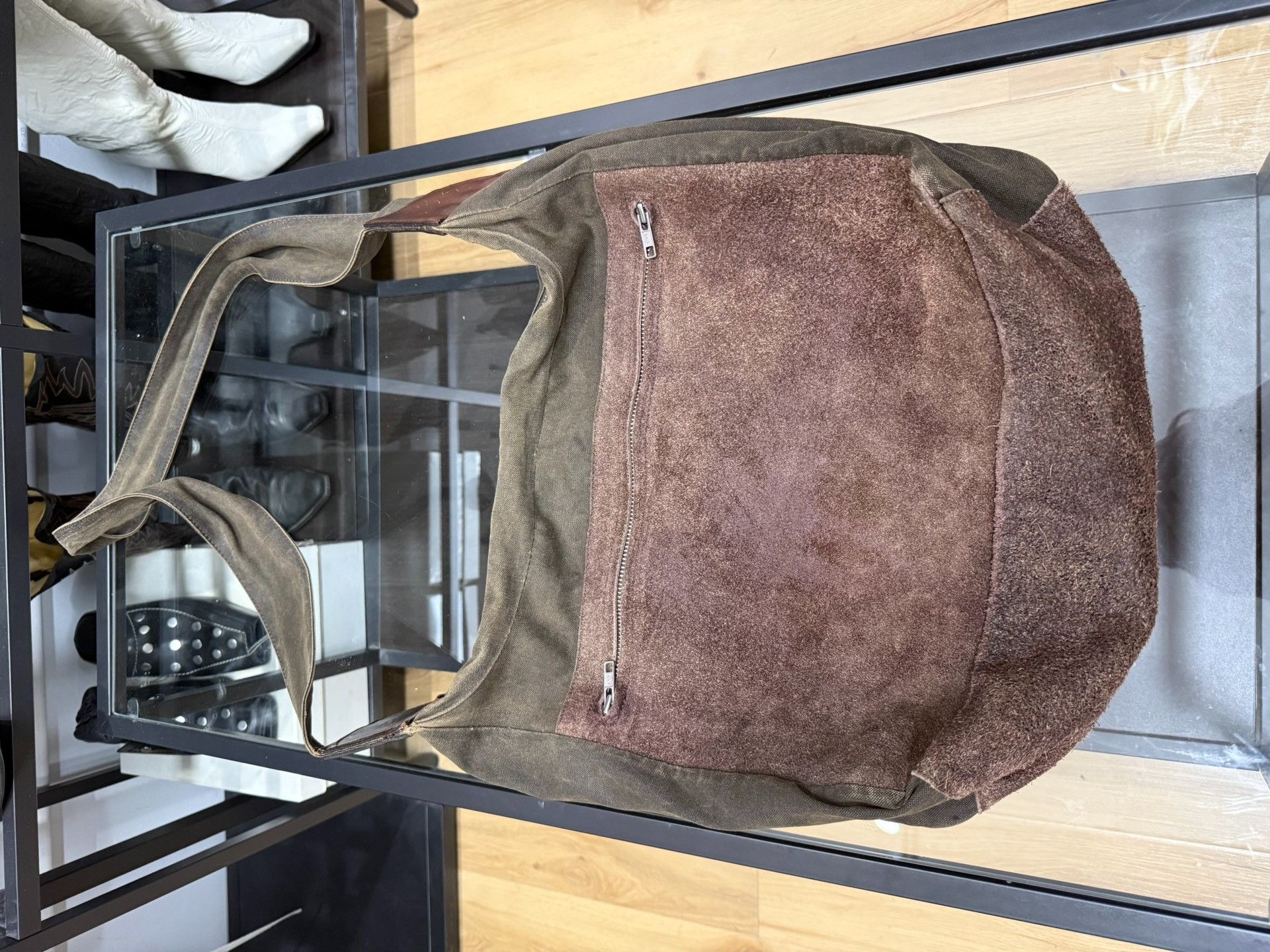 Yohji Yamamoto Yohji Yamamoto Suede Distressed Messenger Bag Size ONE SIZE - 5 Thumbnail