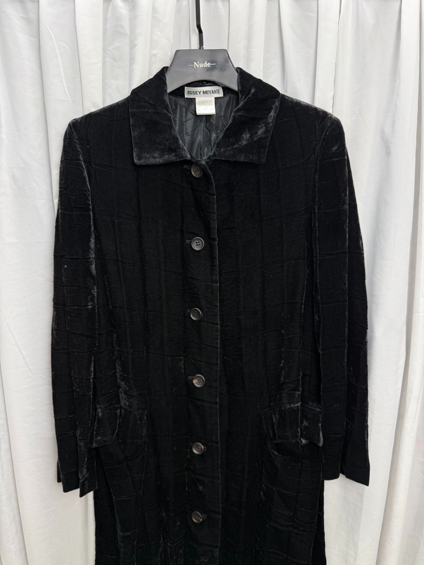 Issey Miyake ISSEY MIYAKE Pleated Velvet Coat Size US L / EU 52-54 / 3 - 2 Thumbnail