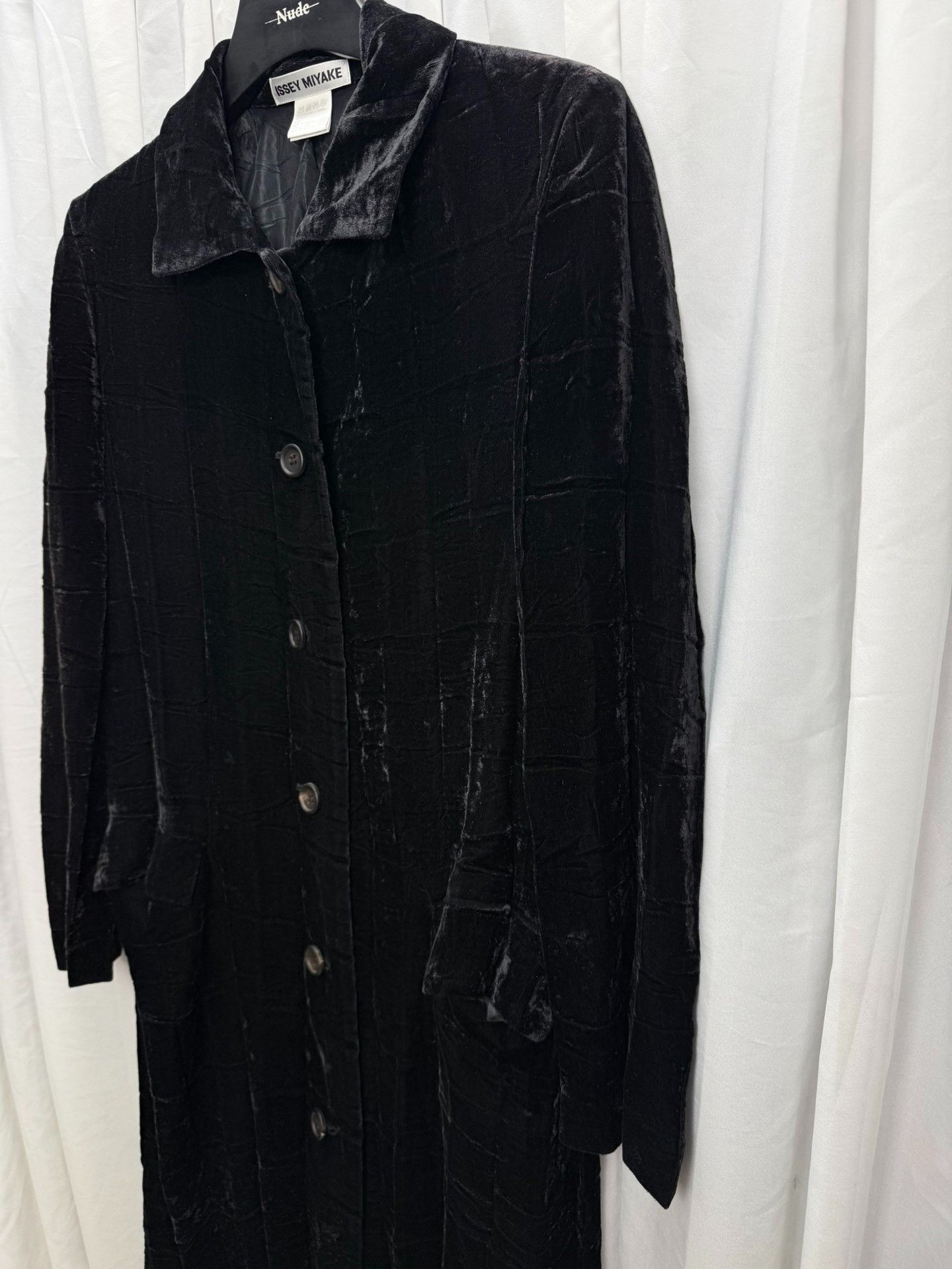 Issey Miyake ISSEY MIYAKE Pleated Velvet Coat Size US L / EU 52-54 / 3 - 5 Thumbnail