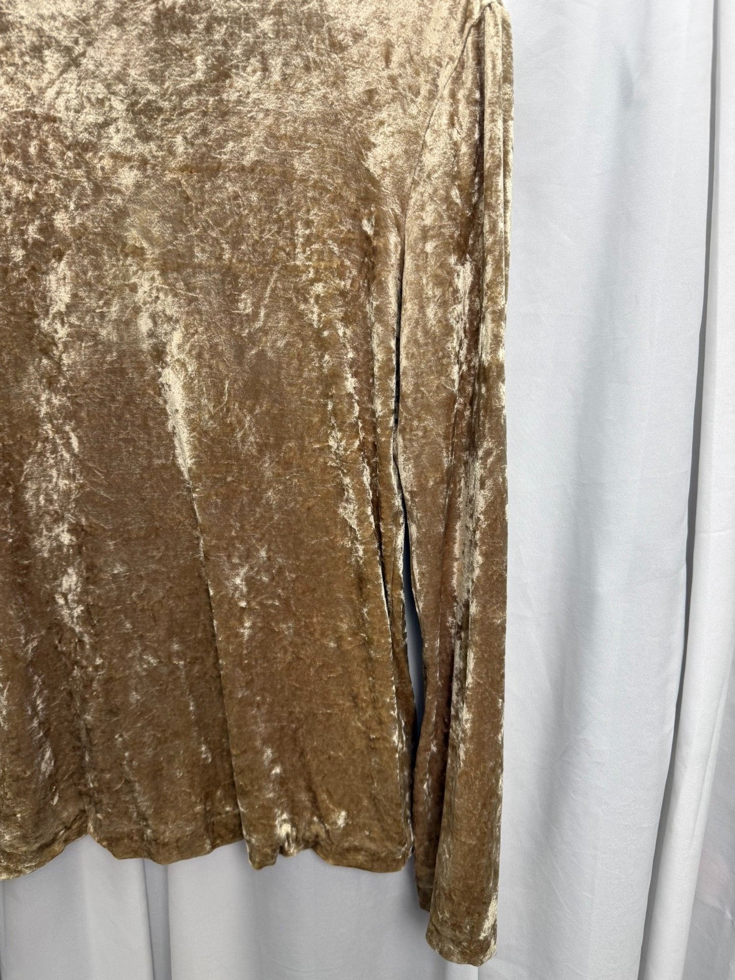 Issey Miyake Issey Miyake Champagne Velvet Burnout Base Layer Size US M / EU 48-50 / 2 - 3 Thumbnail