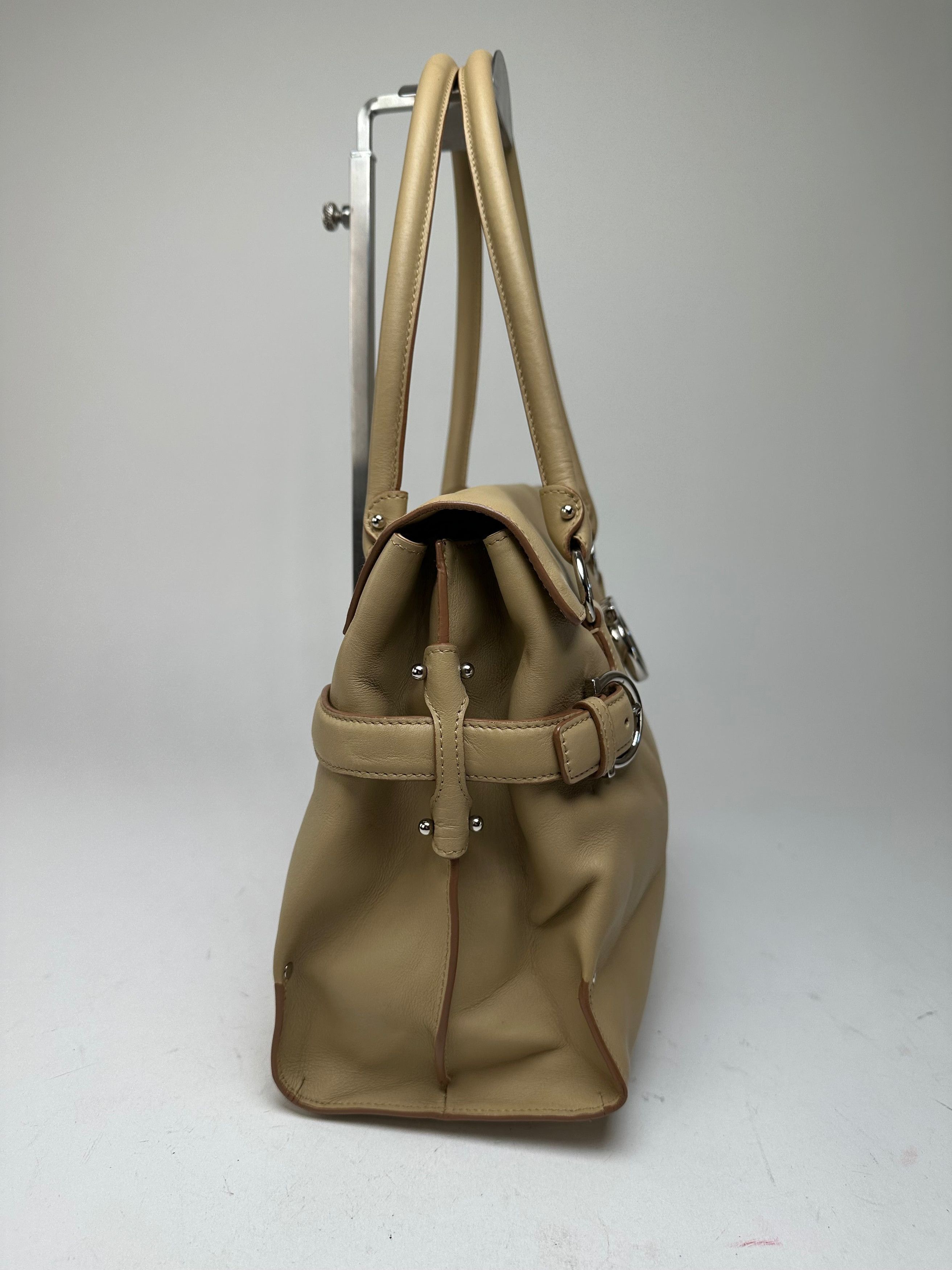Salvatore Ferragamo Vintage Leather Handbag Sandy Beige Size ONE SIZE - 7 Thumbnail