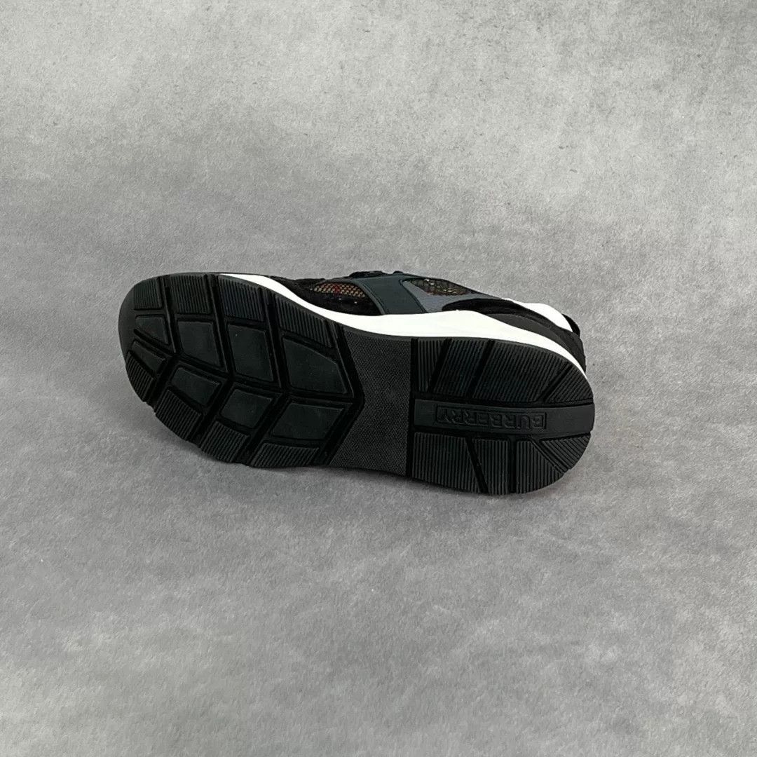 Burberry Burberry Retro Black Lowtop Sneakers 11 Men Size US 11 / EU 44 - 8 Thumbnail