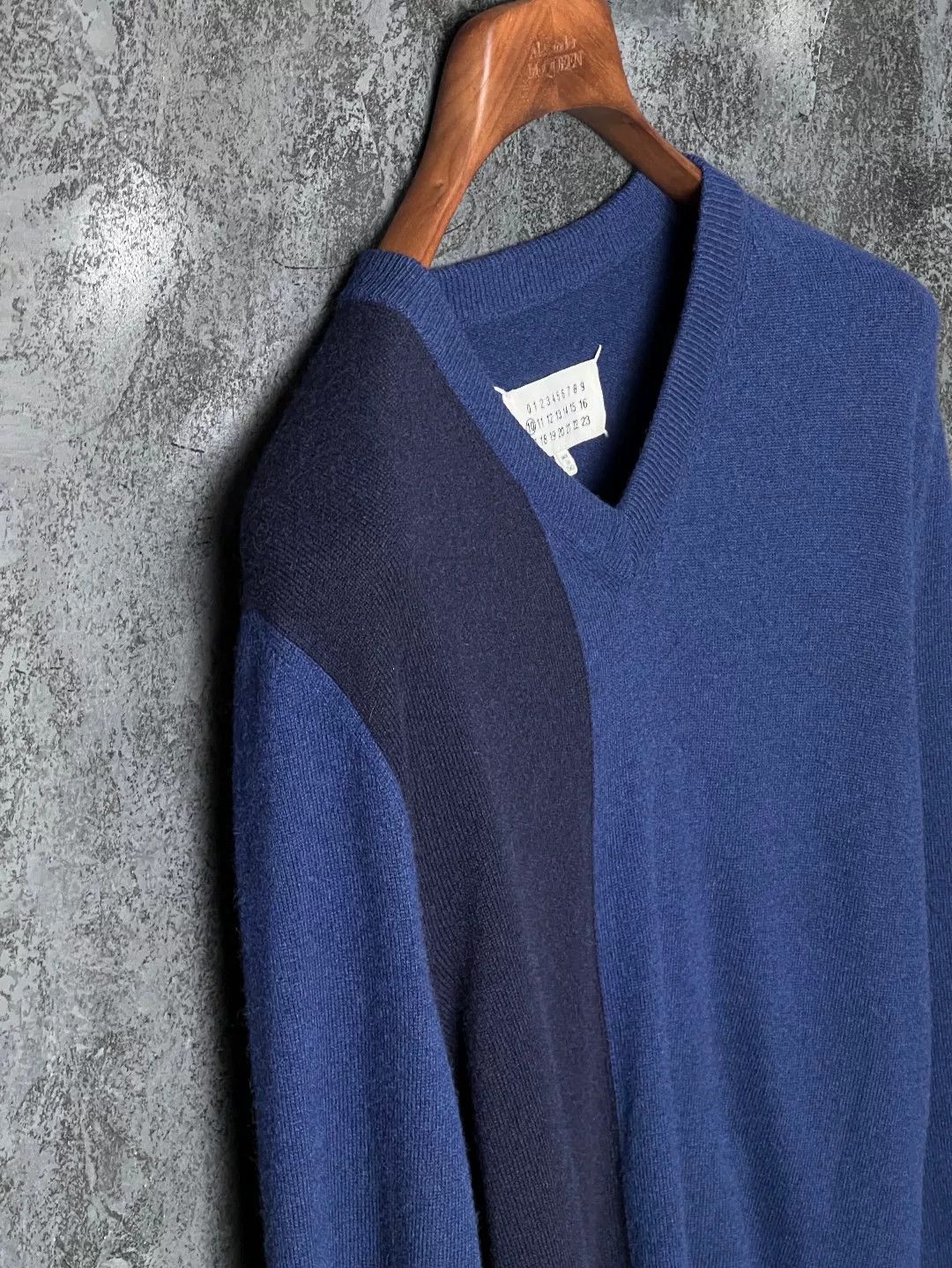 Maison Margiela Maison Margiela Multi Sweater s Men Size US S / EU 44-46 / 1 - 5 Thumbnail