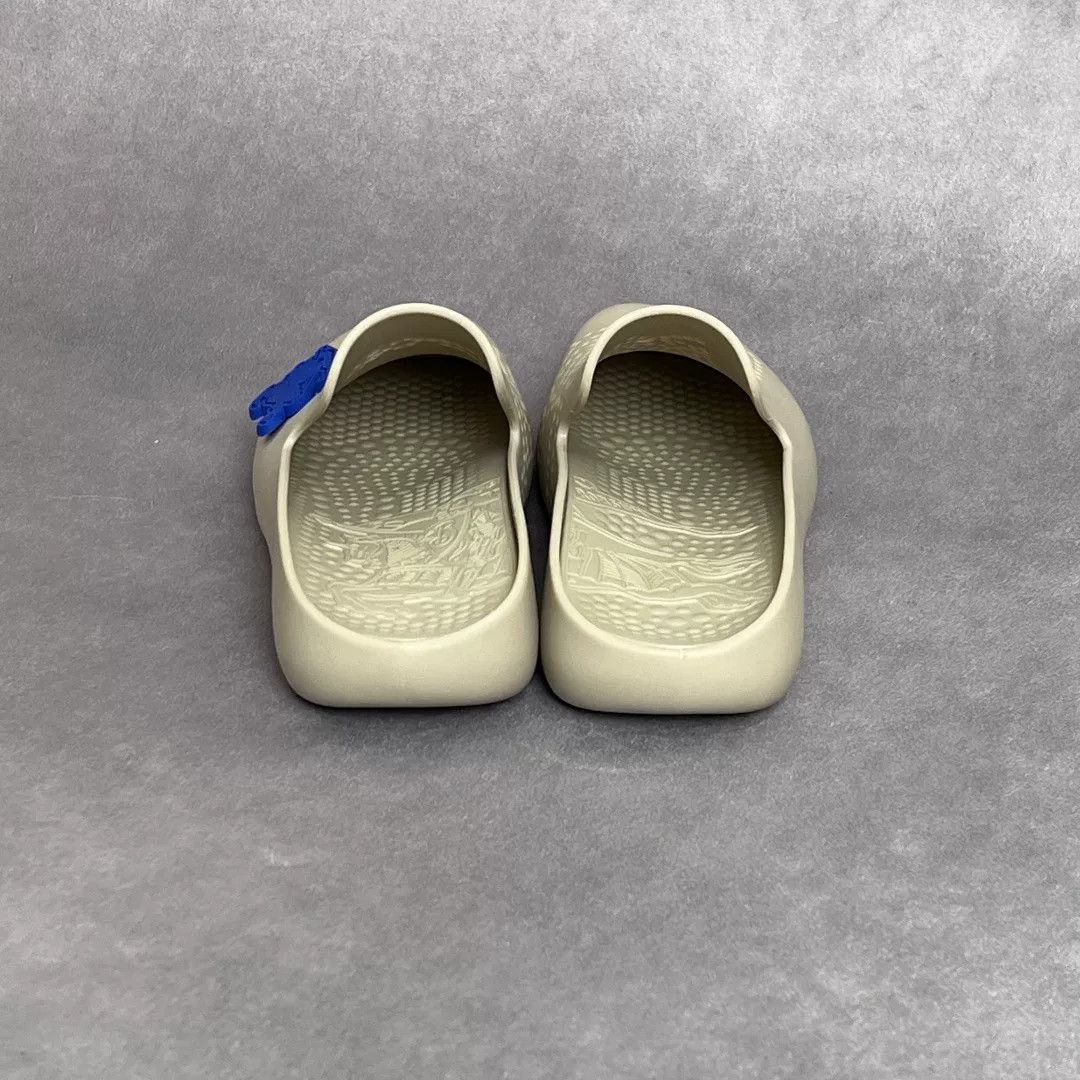 Burberry Burberry Green Sandals 7 Men Size US 7 / EU 40 - 8 Thumbnail