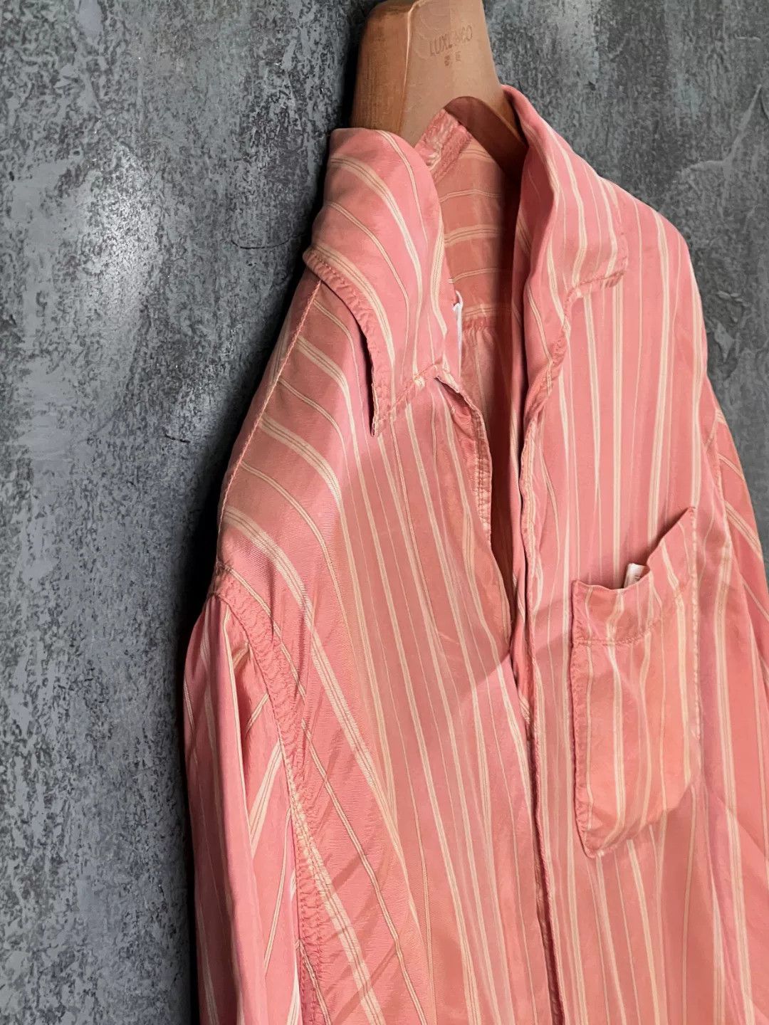 Maison Margiela Maison Margiela Striped Red Shirt m Men Size US M / EU 48-50 / 2 - 5 Thumbnail