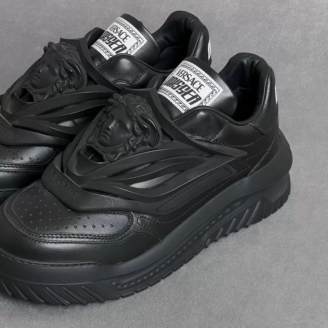 Versace Versace Casual Black Lowtop Sneakers 8 Men Size US 8 / EU 41 - 2 Thumbnail