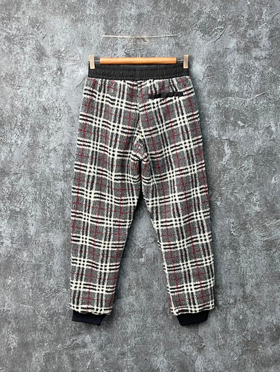 Burberry Burberry Retro Plaid Sweatpants 32 Men Size US 32 / EU 48 - 2 Thumbnail