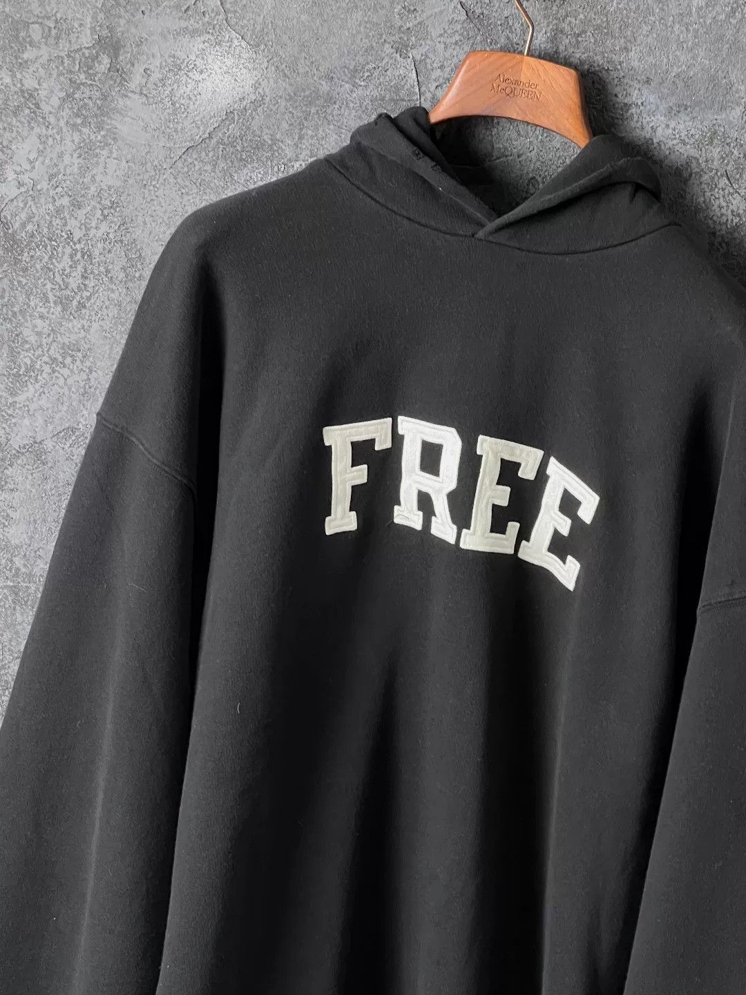 Balenciaga Balenciaga Cotton Embroidered Hoodie m Men Size US M / EU 48-50 / 2 - 4 Thumbnail
