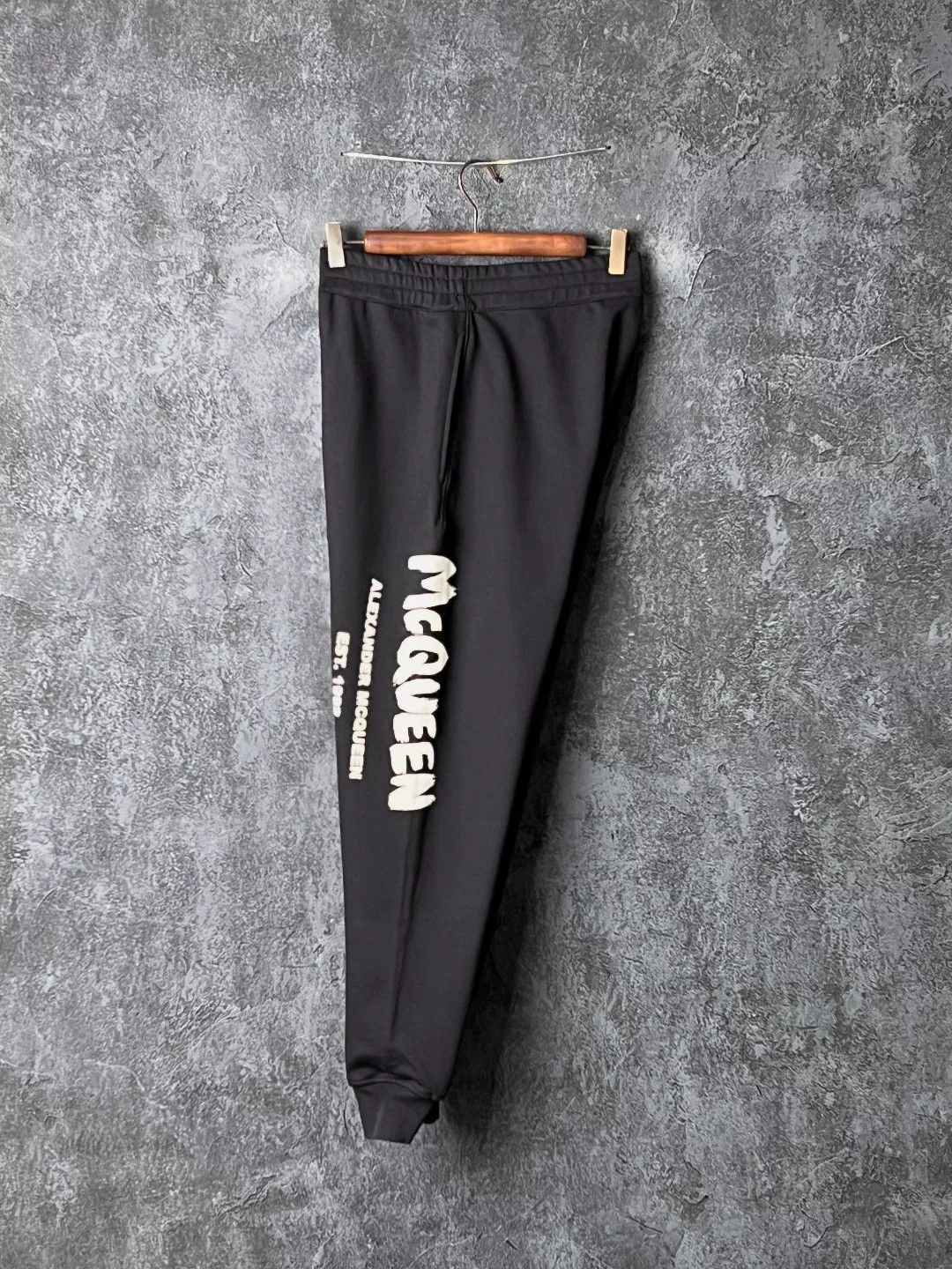 Alexander McQueen Alexander McQueen Cotton Black Casual Pants 36 Men Size US 36 / EU 52 - 6 Thumbnail