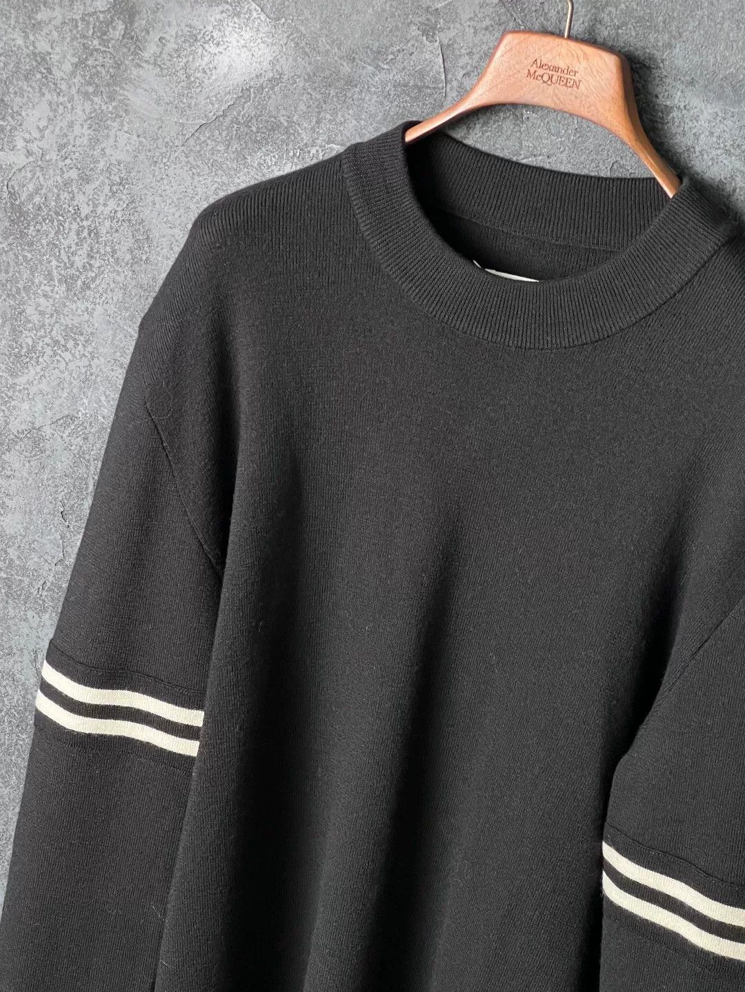 Maison Margiela Maison Margiela Wool Striped White Sweater m Men Size US M / EU 48-50 / 2 - 4 Thumbnail