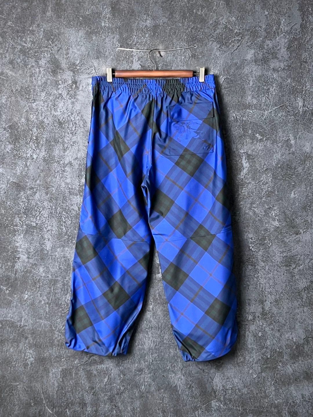 Burberry Burberry Casual Plaid Blue Casual Pants 32 Men Size US 32 / EU 48 - 2 Thumbnail